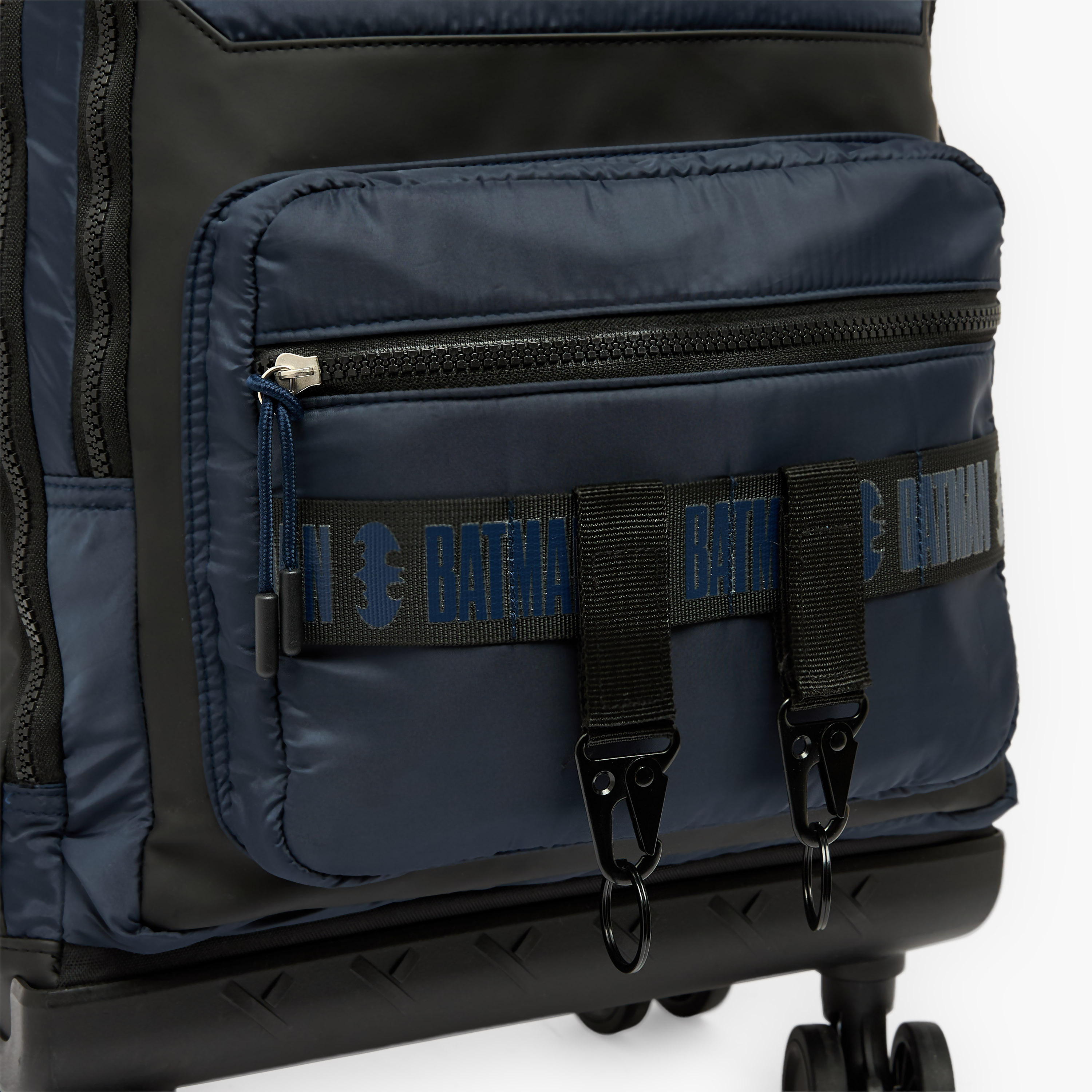 Batman Textured Trolley Bag for Boys 8-12 Years with Durable Wheels - 18 inches-school-bagsandbackpacks-trolleybags-image-6