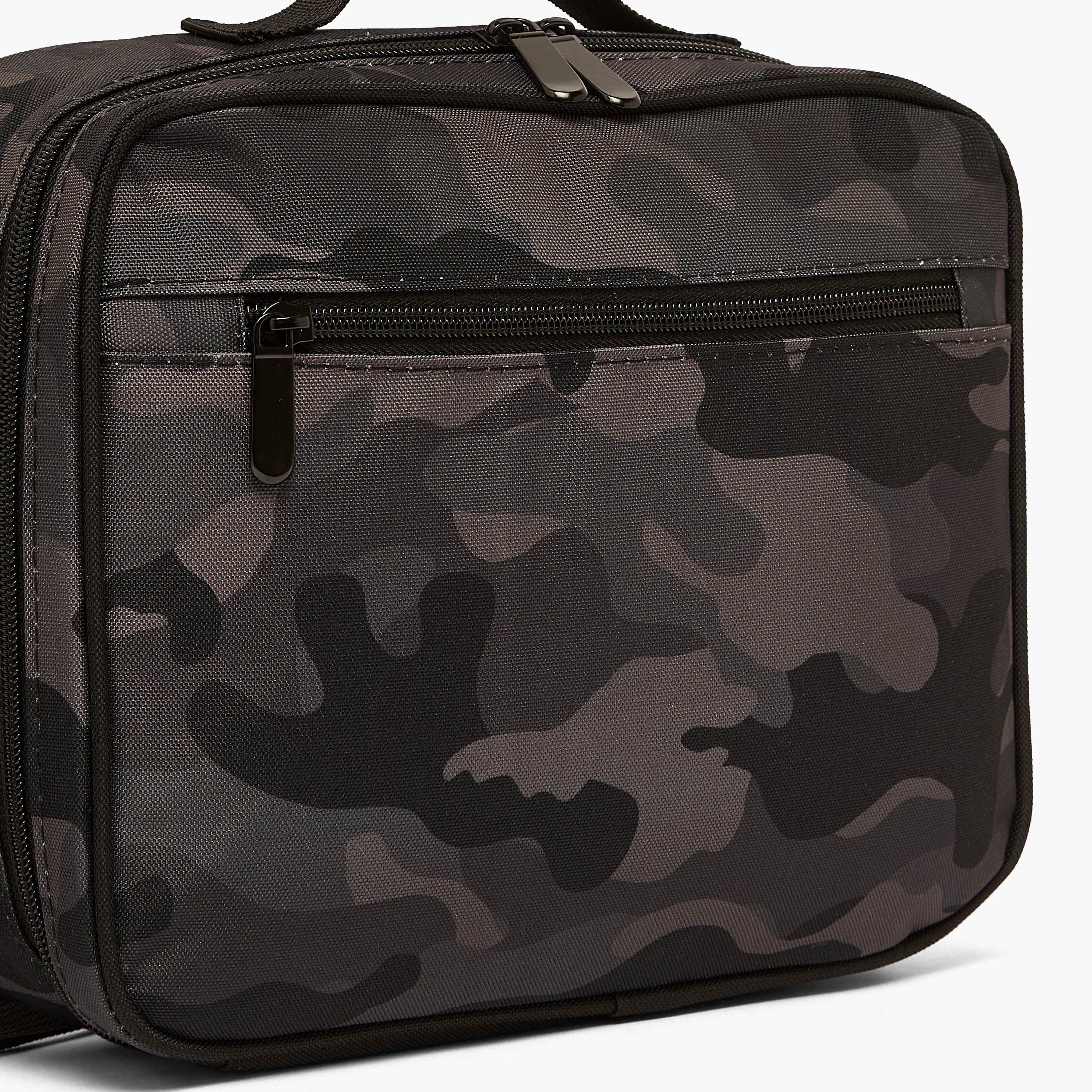 شنطة غداء بطبعة مموهة للأولاد من 8 إلى 12 سنة بعازل حراري من جونيورز-school-lunchessentials-lunchbags-image-3