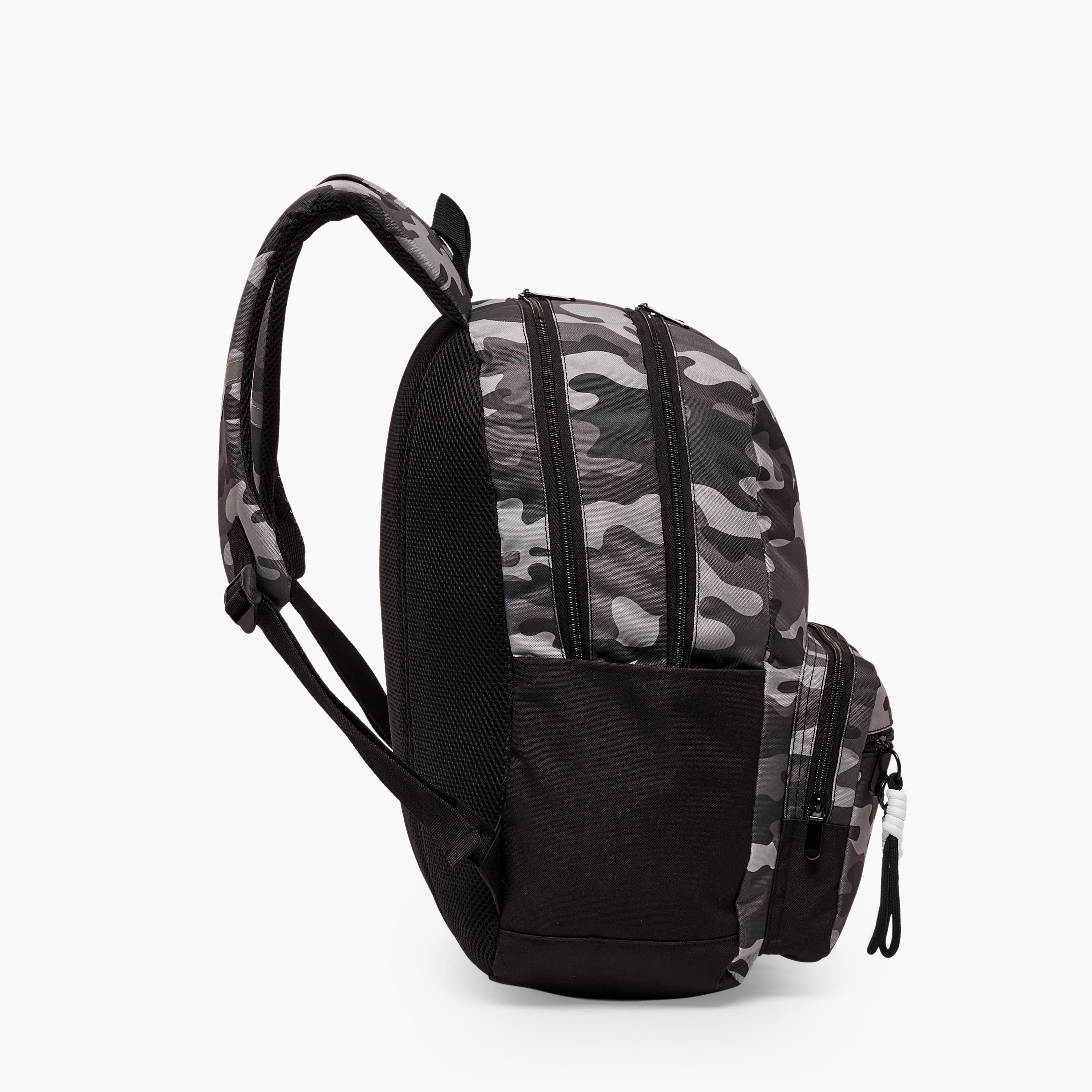 شنطة ظهر بطبعات مموهة للأولاد 8-12 سنة مع حمّالات مبطنة من جونيورز - 17 بوصة-school-bagsandbackpacks-backpacks-image-8