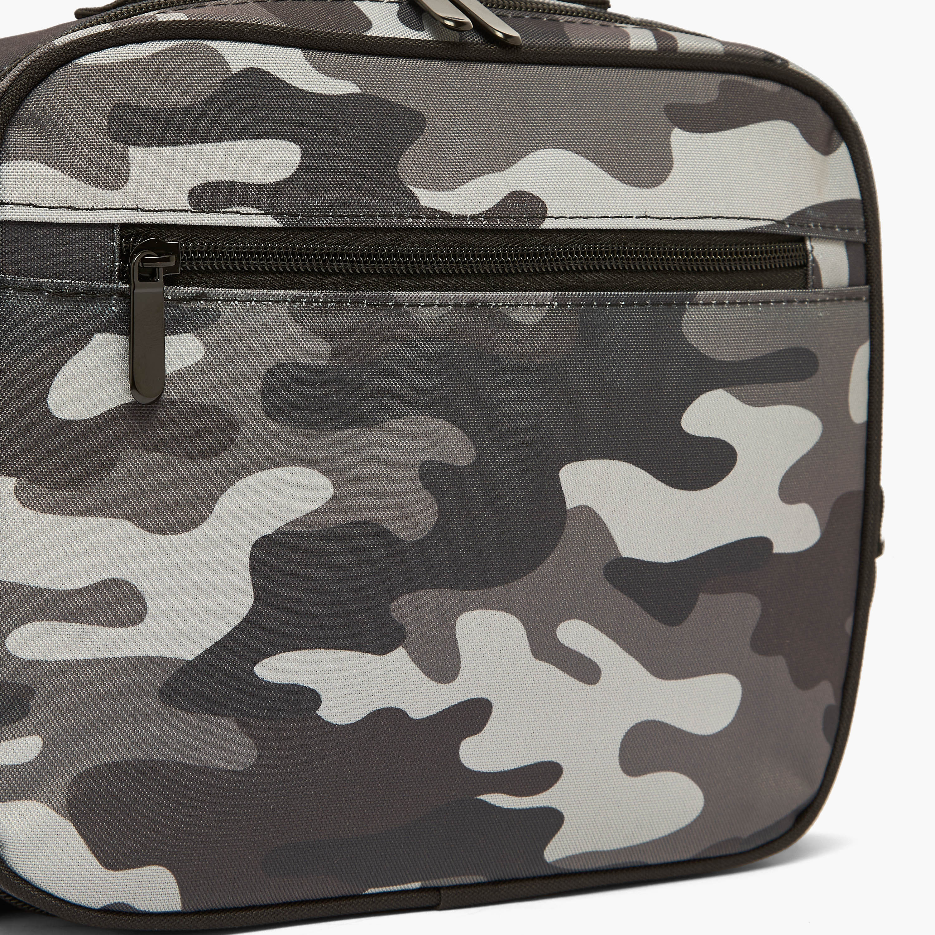 Juniors Camouflage Print Lunch Bag for Boys 8-12 Years with Insulation Design-school-lunchessentials-lunchbags-image-3