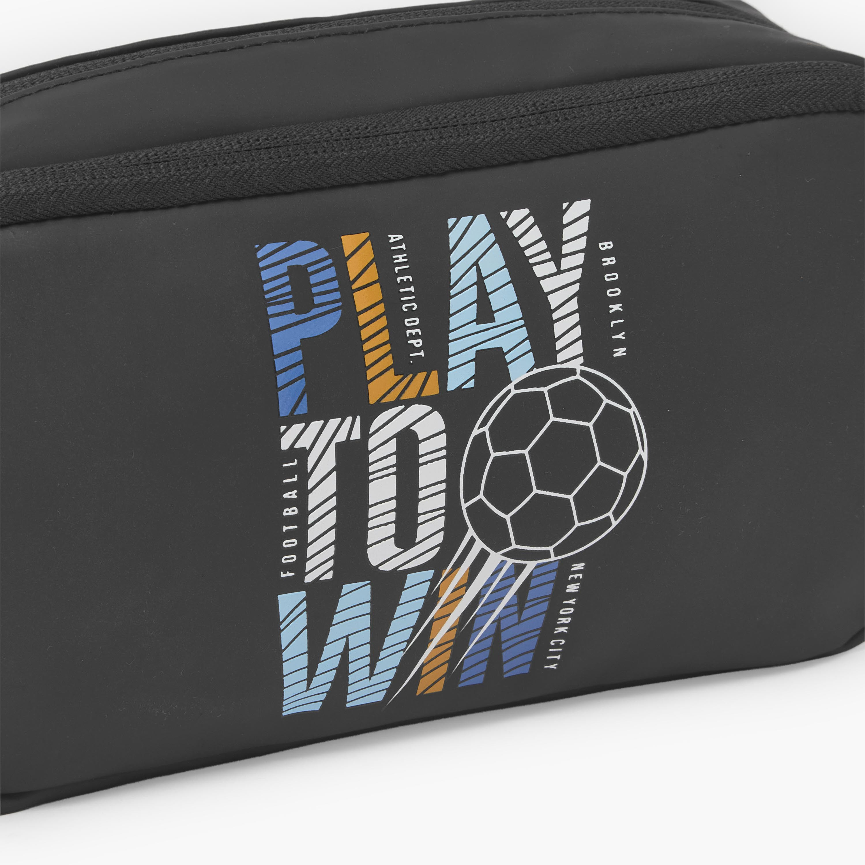 مقلمة بقسمين وطبعات كرة قدم من جونيورز-school-stationery-pencilcases-image-6