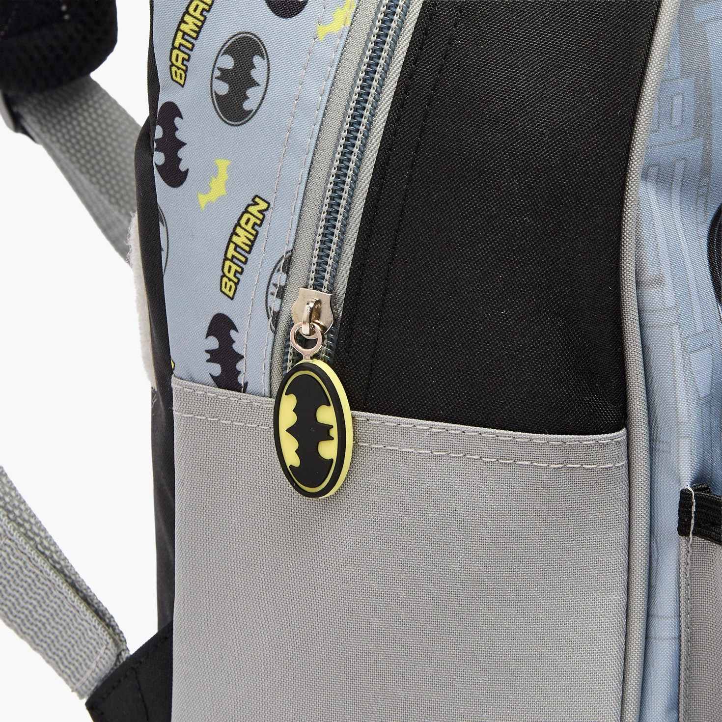 Batman Print 3-Piece School Trolley Bag Set for Boys 3-5 Years with Lunch Box - 14 inches-school-bagsandbackpacks-trolleybags-image-8