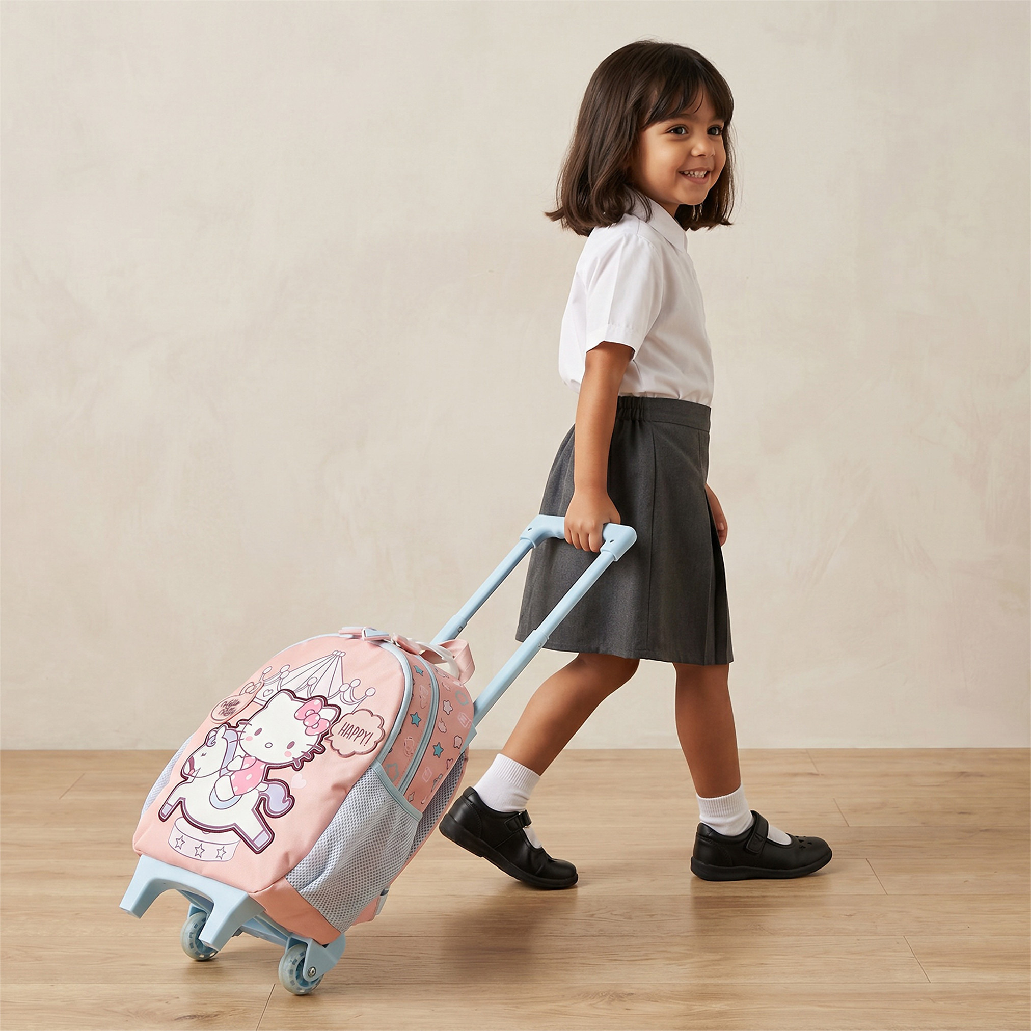شنطة ترولي بطبعات هالو كيتي ومقبض قابل للسحب للبنات من 3-5 سنوات من سانريو - 14 بوصة-school-bagsandbackpacks-trolleybags-image-3
