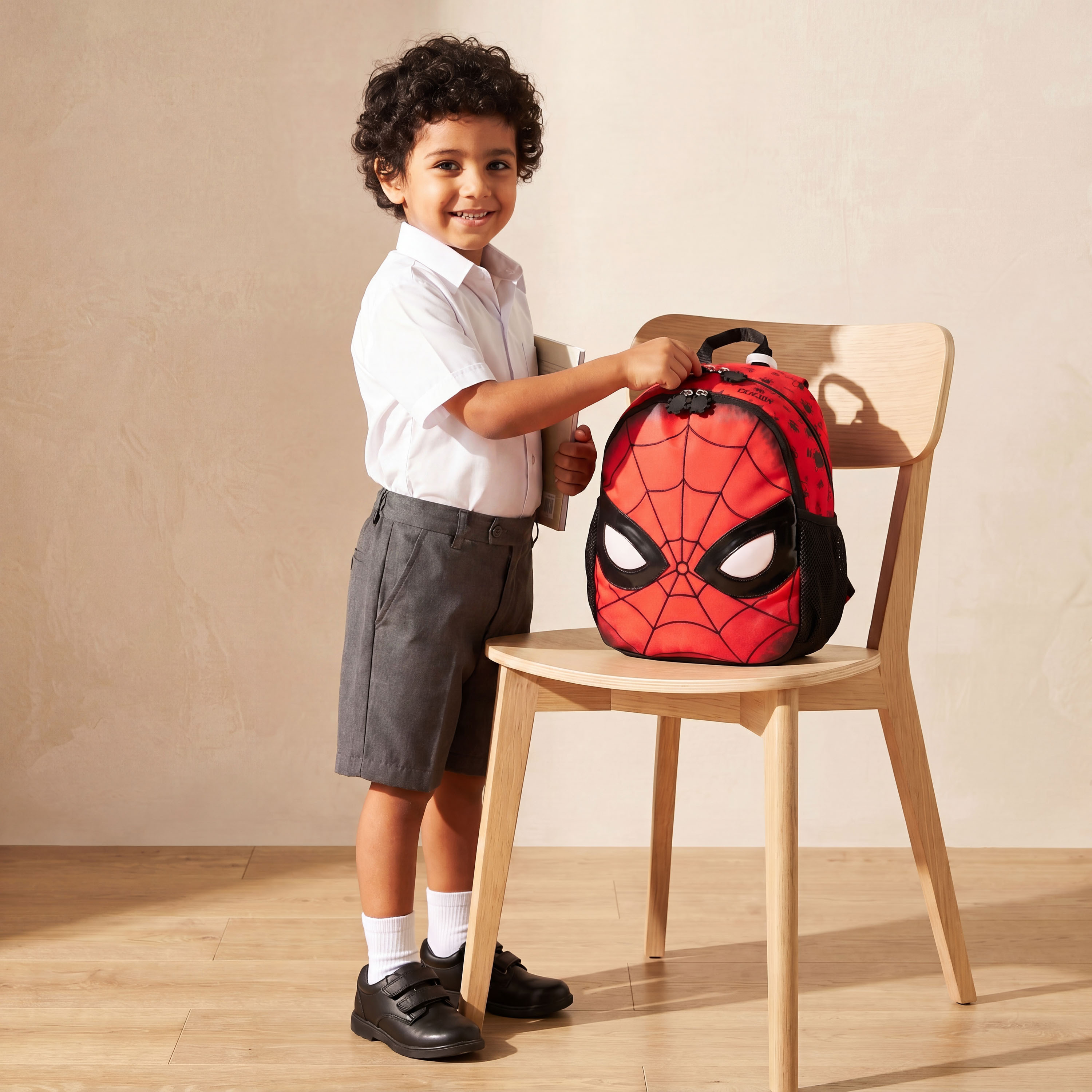 شنطة ظهر بإضاءة بطبعة سبايدر مان للأولاد من 3-5 سنوات مع أحزمة مبطنة - 14 بوصة-school-bagsandbackpacks-backpacks-image-4