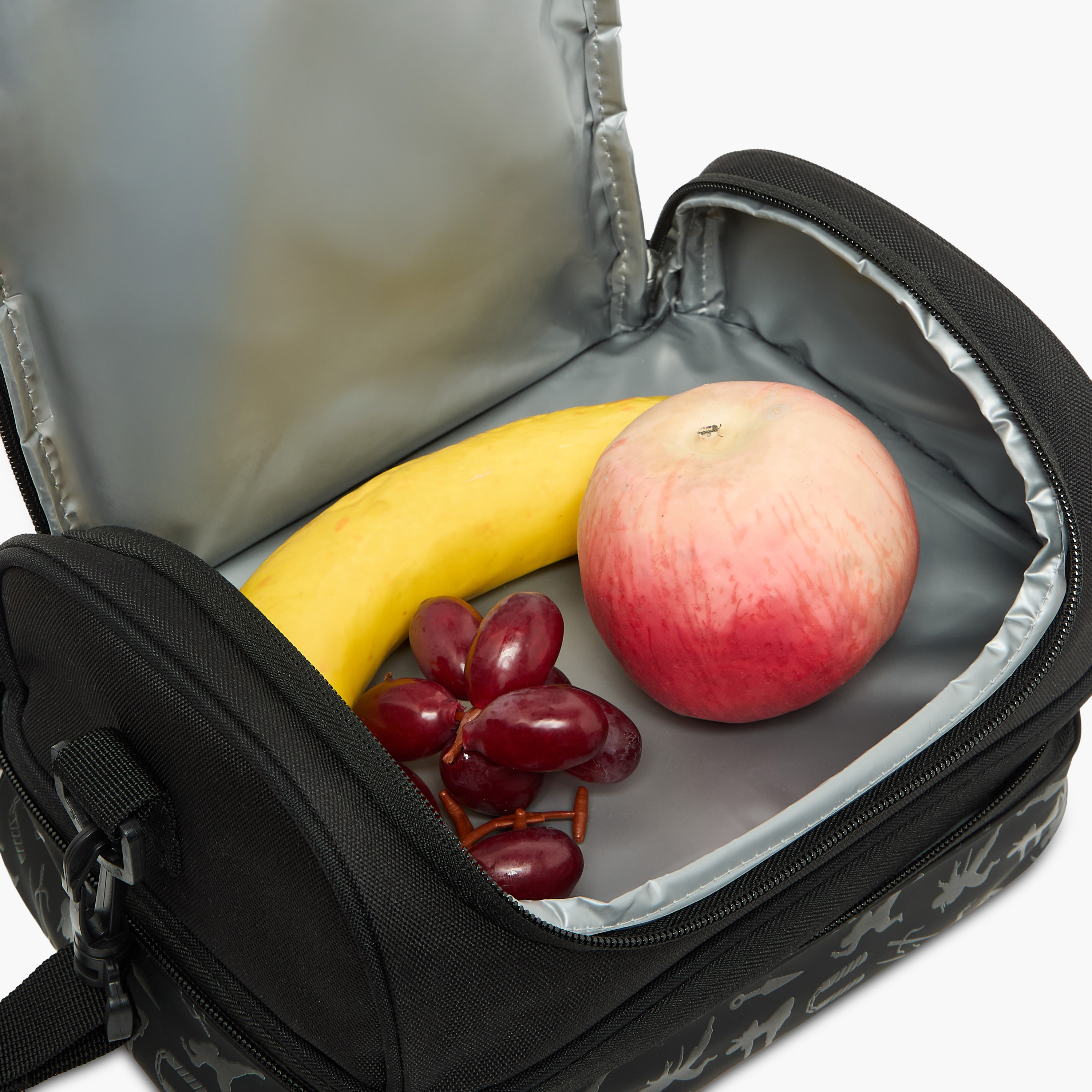 شنطة غداء بطبعة نينجا للأولاد من 5-8 سنوات مع حزام قابل للفصل من جونيورز-school-lunchessentials-lunchbags-image-5