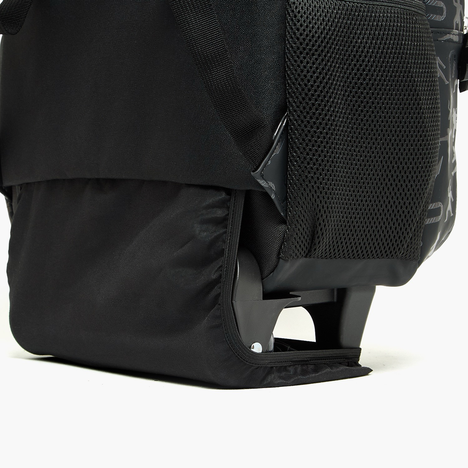 شنطة ترولي بطبعات نينجا ومقبض قابل للسحب للأولاد من 5-8 سنوات من جونيورز - 16 بوصة-school-bagsandbackpacks-trolleybags-image-14