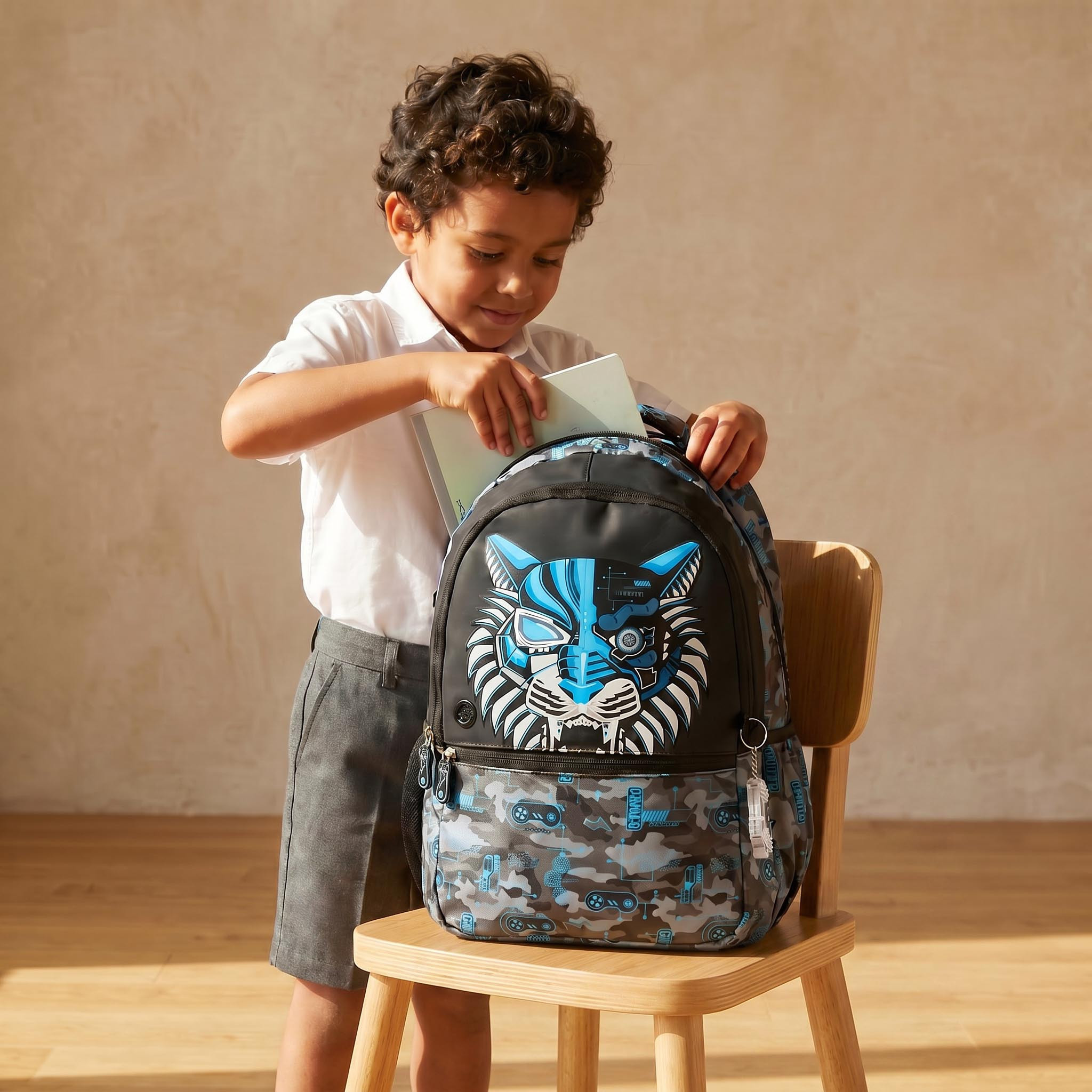 Juniors Tiger Print Backpack for Boys 5-8 Years with Adjustable Straps - 16 inches-school-bagsandbackpacks-backpacks-image-3