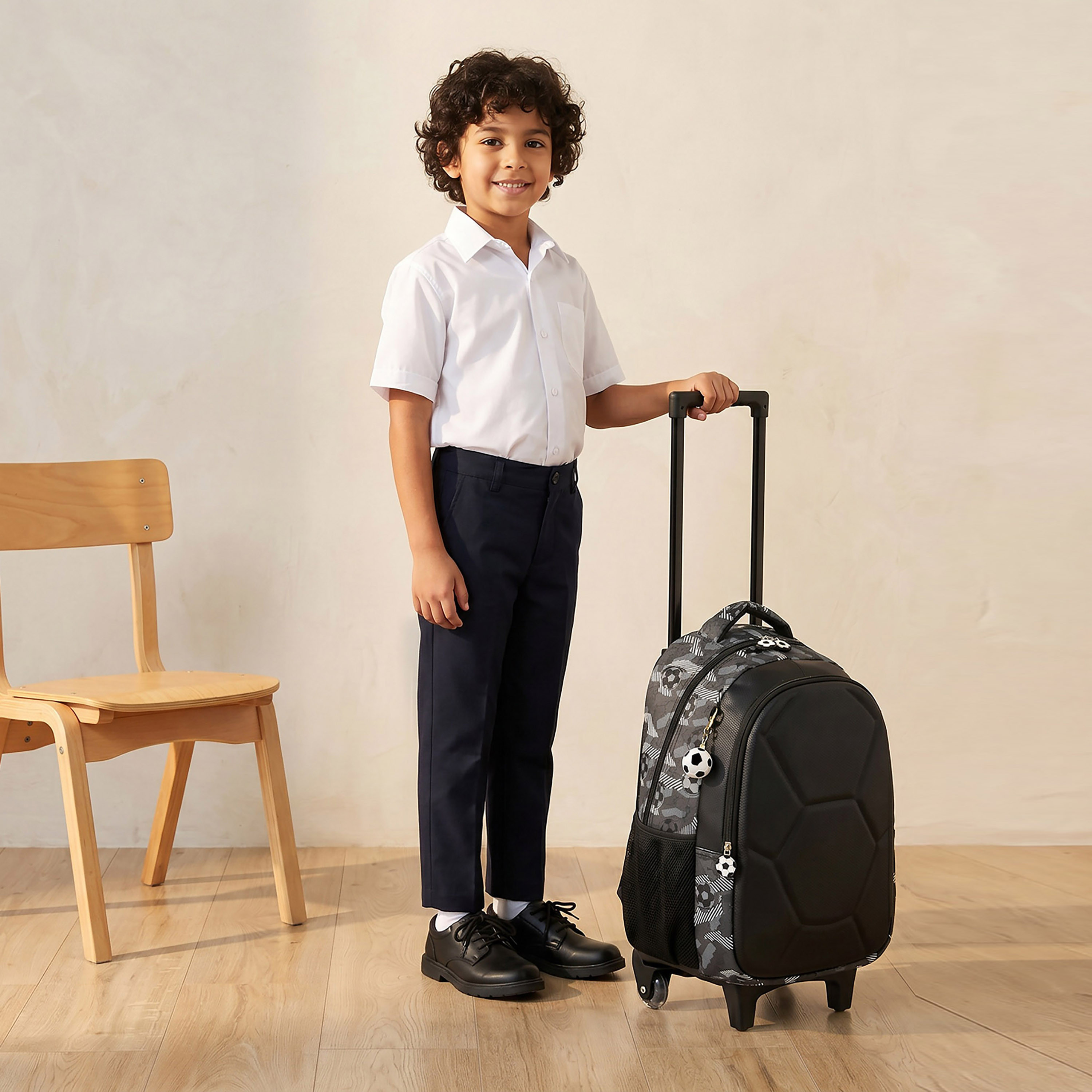 Juniors Football Print Trolley Bag for Boys 5-8 Years Retractable Handle - 16 inches-school-bagsandbackpacks-trolleybags-image-3