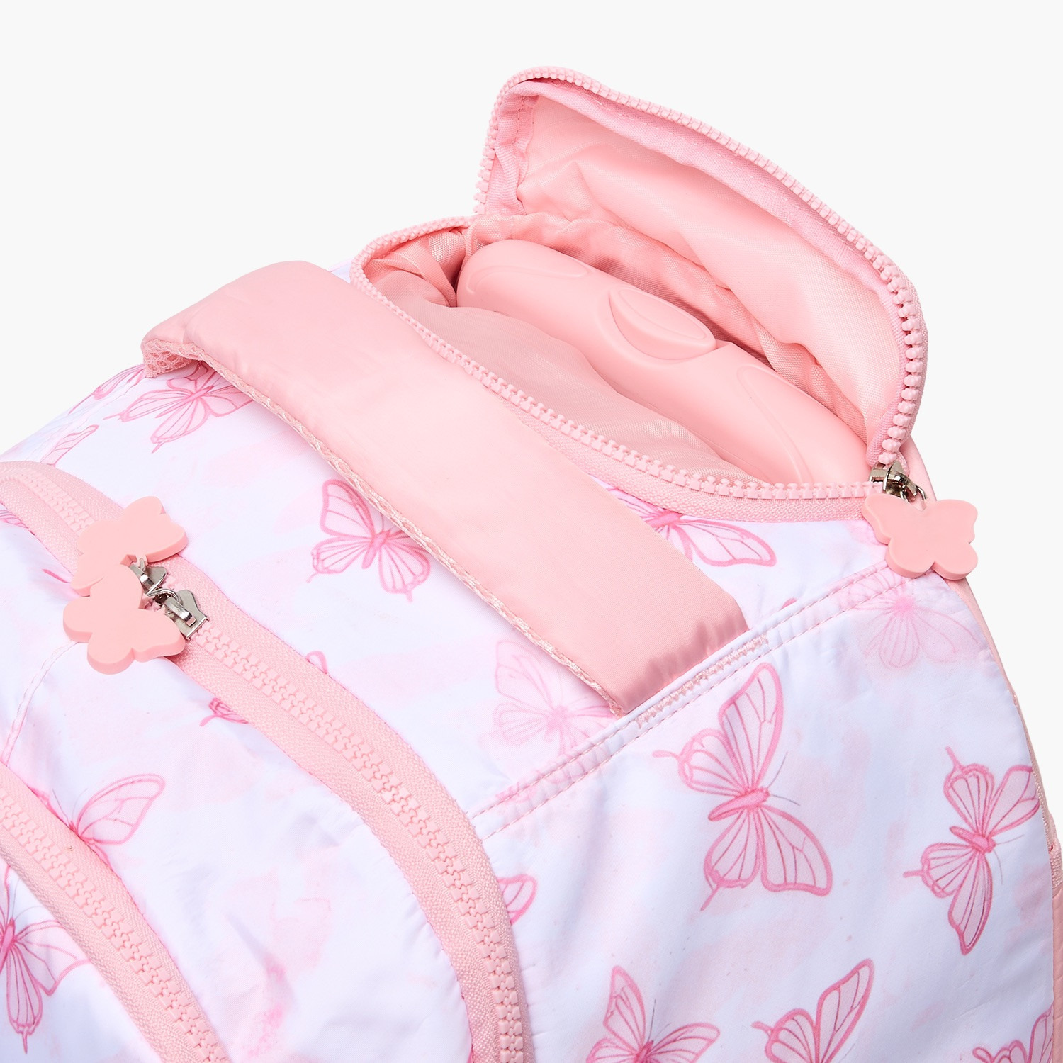 شنطة ترولي بمقبض قابل للسحب وطبعات فراشات للبنات بعمر 8-12 سنة من جونيورز - 18 بوصة-school-bagsandbackpacks-trolleybags-image-8