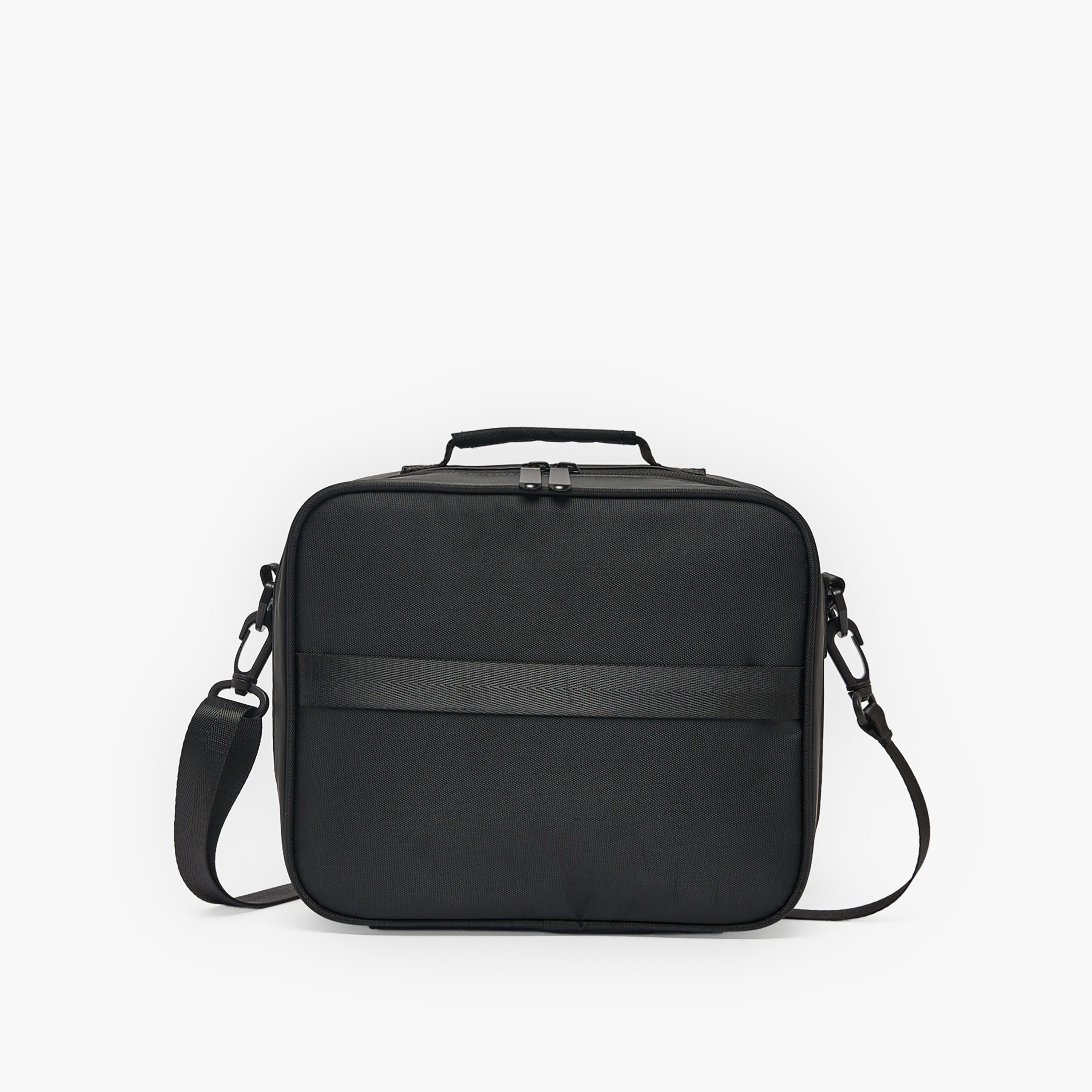 شنطة غداء معزولة بطبعات كرة قدم للأولاد بعمر 8-12 سنة من جونيورز-school-lunchessentials-lunchbags-image-8
