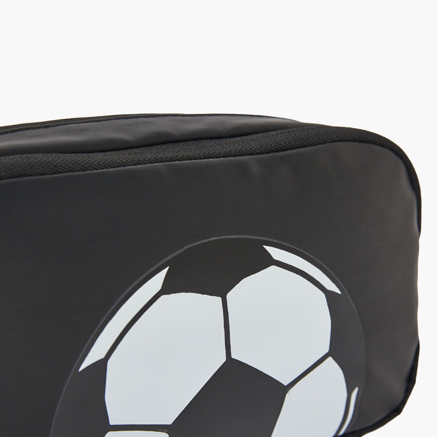 مقلمة بقسمين وطبعات كرة قدم من جونيورز-school-stationery-pencilcases-image-6