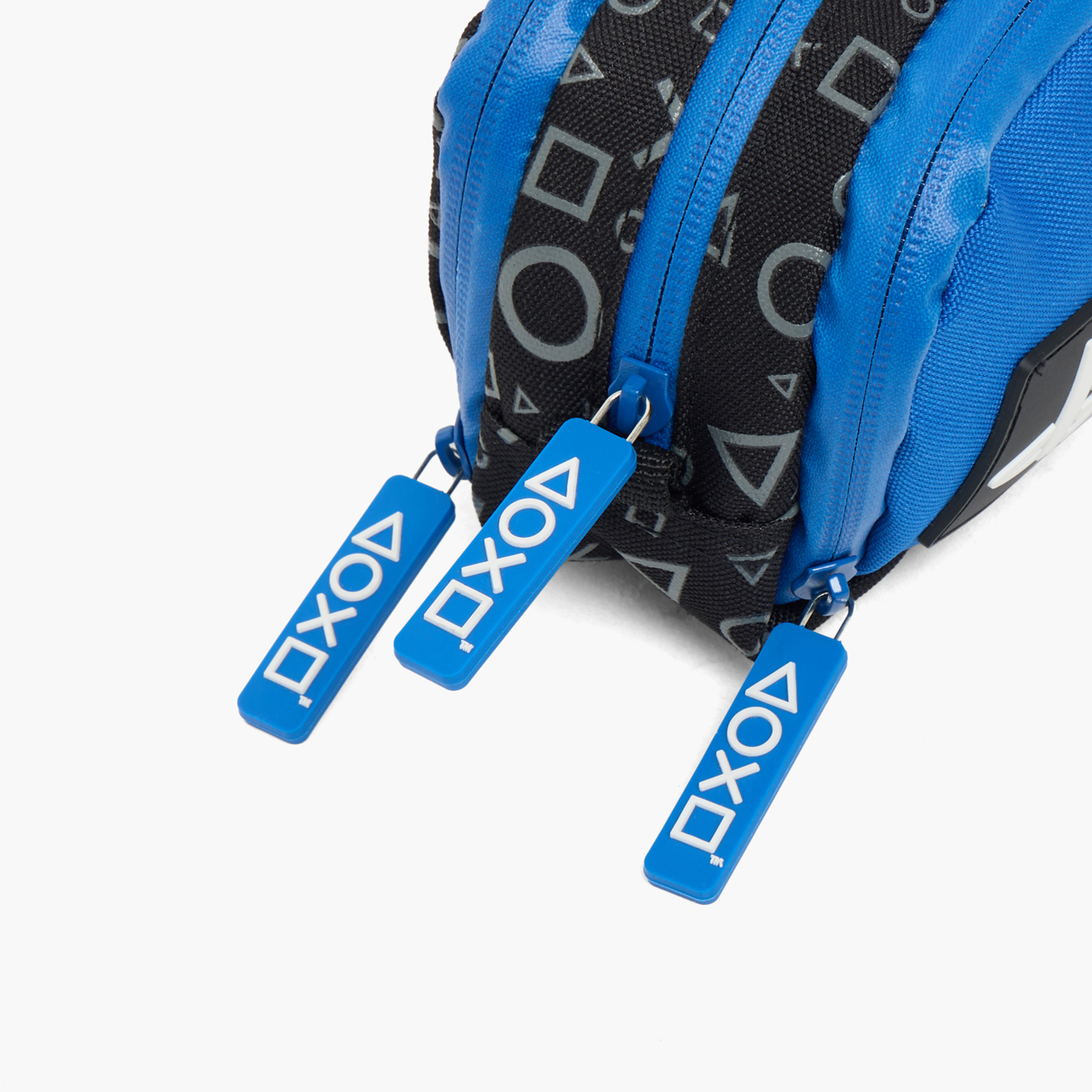 مقلمة 3 أقسام بطبعات من بلايستيشن-school-stationery-pencilcases-image-5