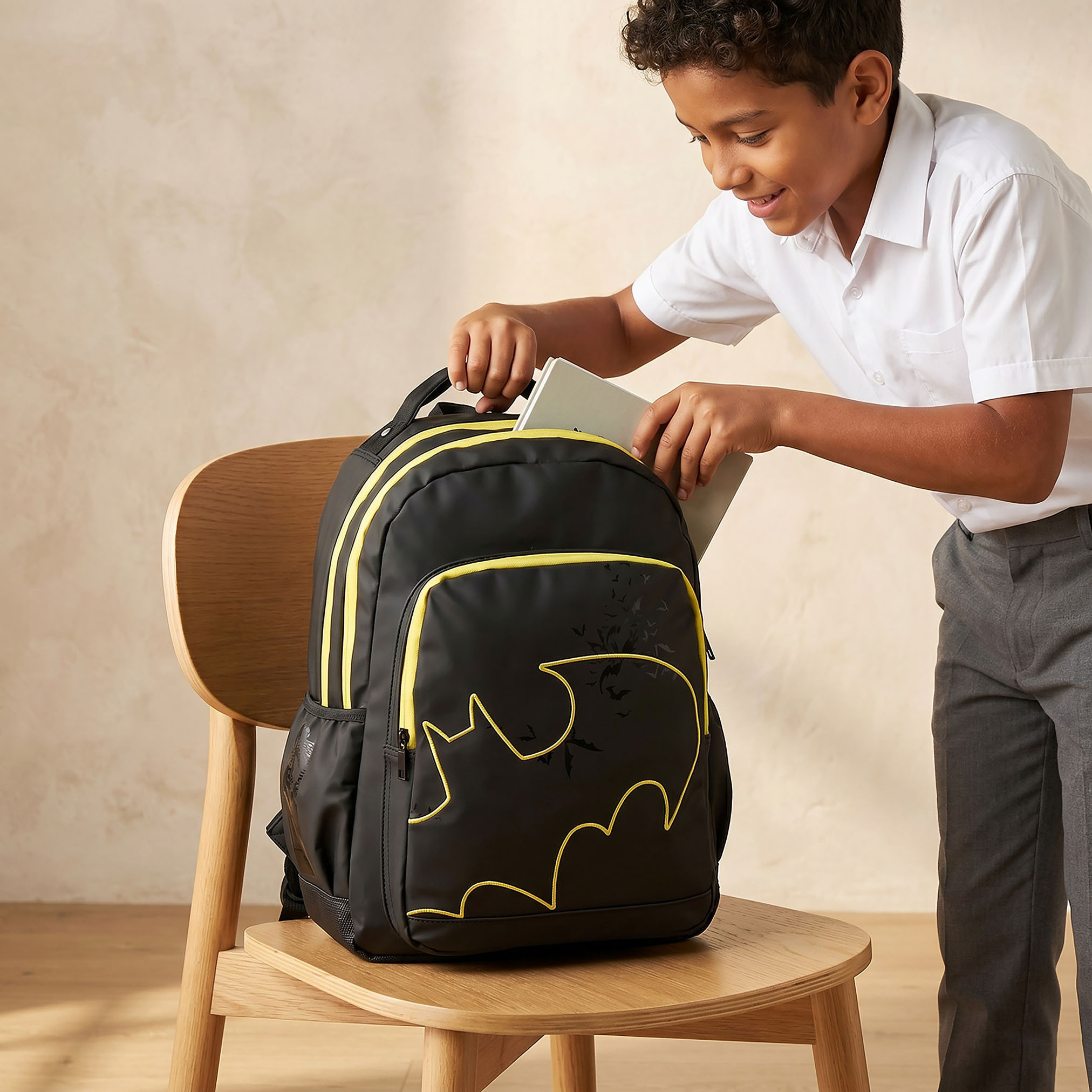 Batman Embroidered Backpack for Boys 8-12 Years with Padded Straps - 17 inches-school-bagsandbackpacks-backpacks-image-3