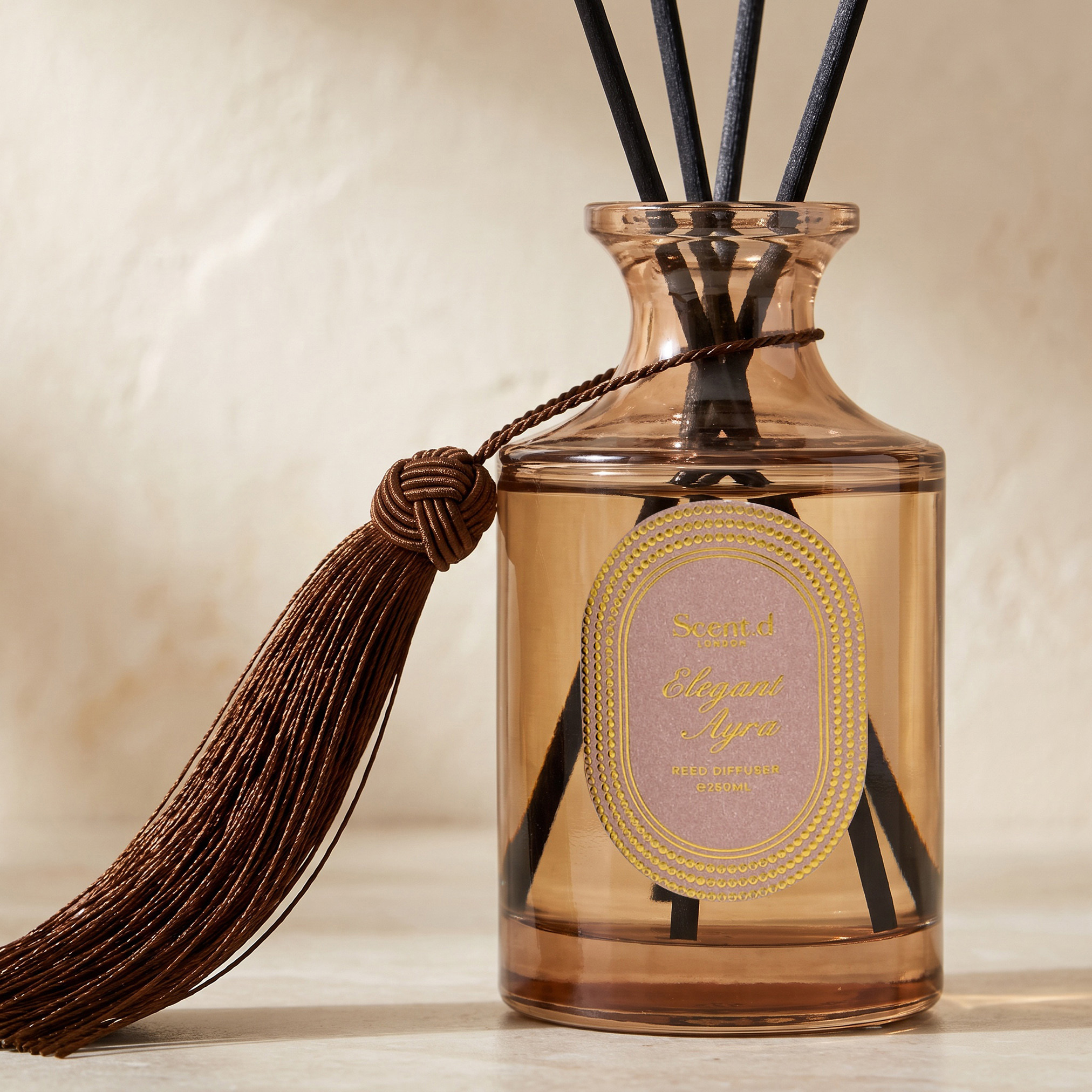 Scent.d London Elegant Aura Reed Diffuser - 250 ml-household-homefragrance-reeddiffusers-image-5
