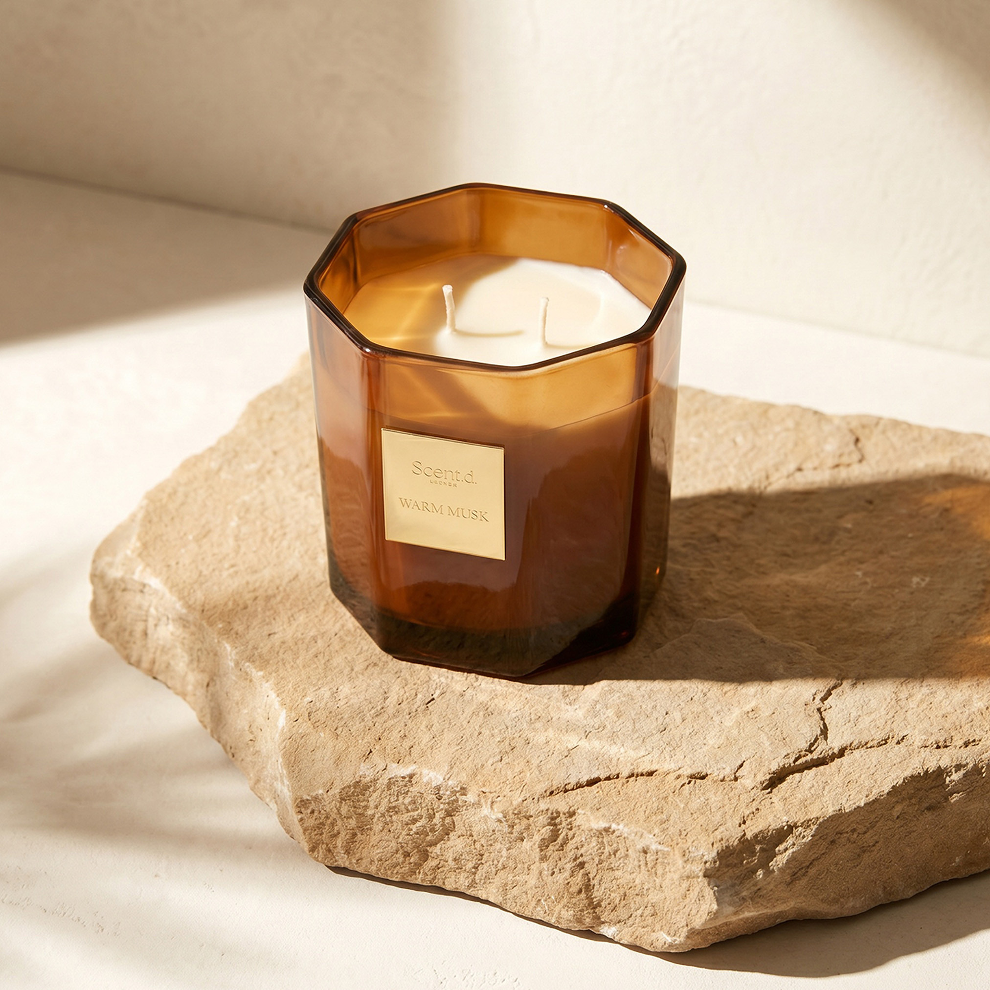 Scent.d London Warm Musk Scented Jar Candle - 380 gms-household-homefragrance-candles-image-3