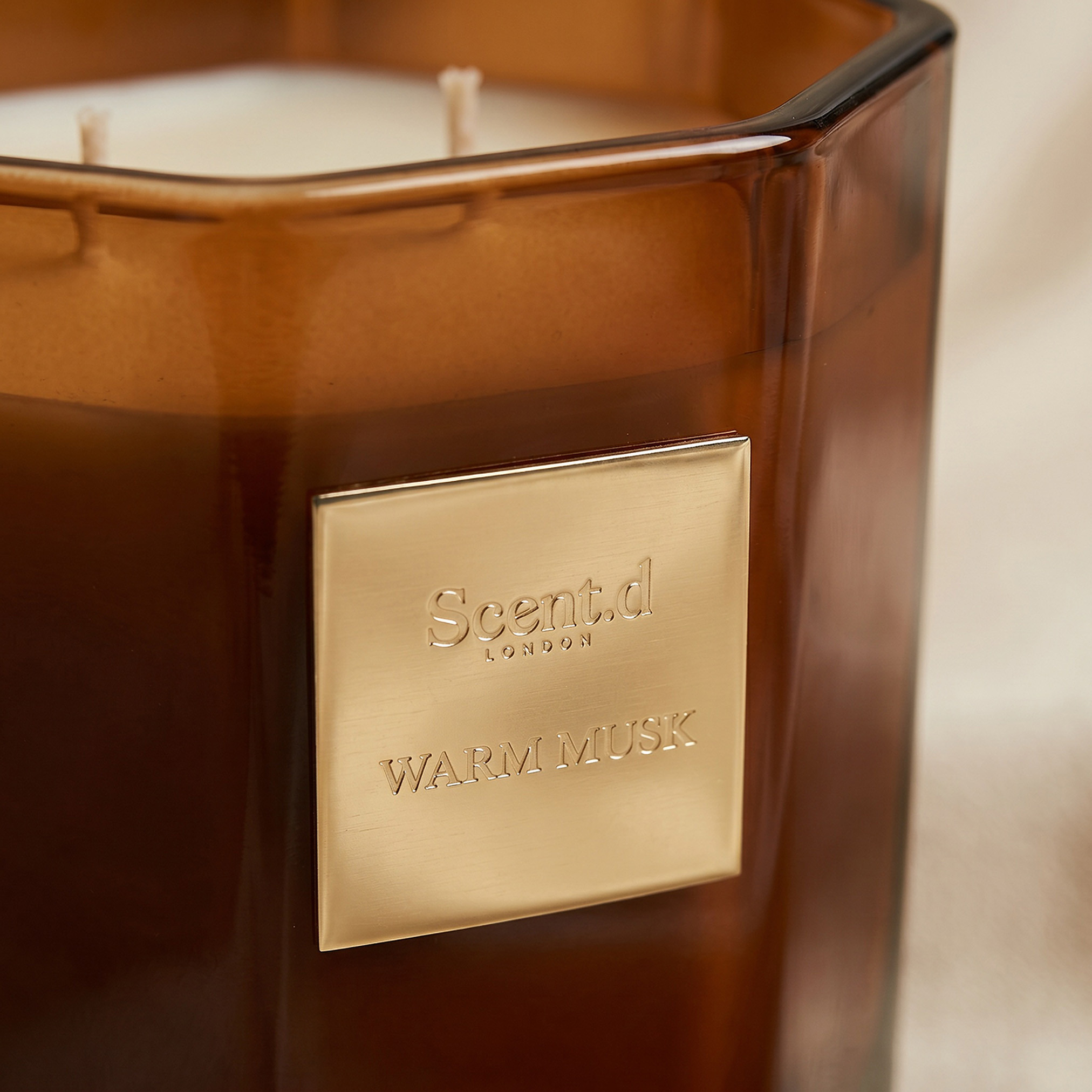 Scent.d London Warm Musk Scented Jar Candle - 380 gms-household-homefragrance-candles-image-5