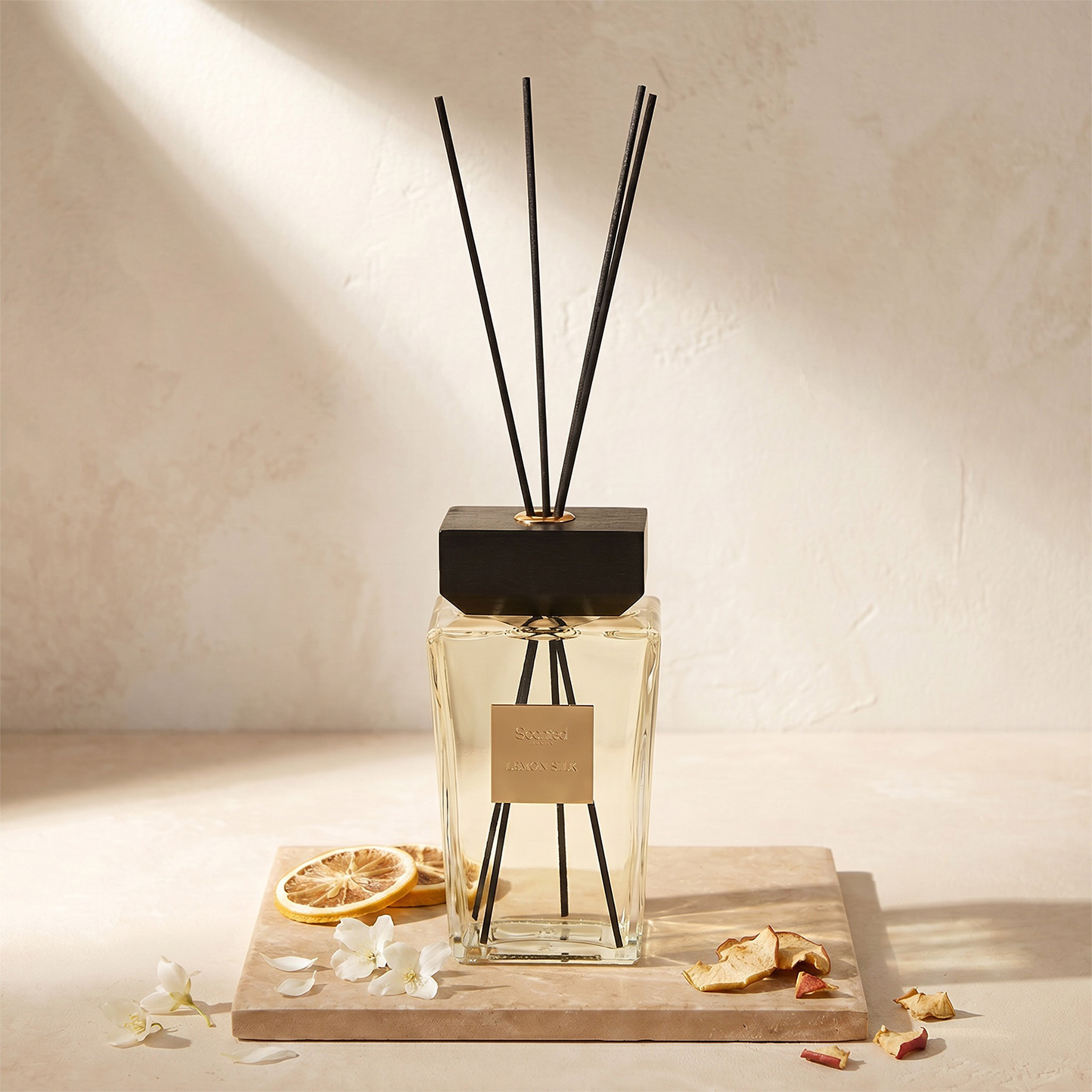 Scent.d London Maison Lemon Silk Reed Diffuser - 1 L-household-homefragrance-reeddiffusers-image-2