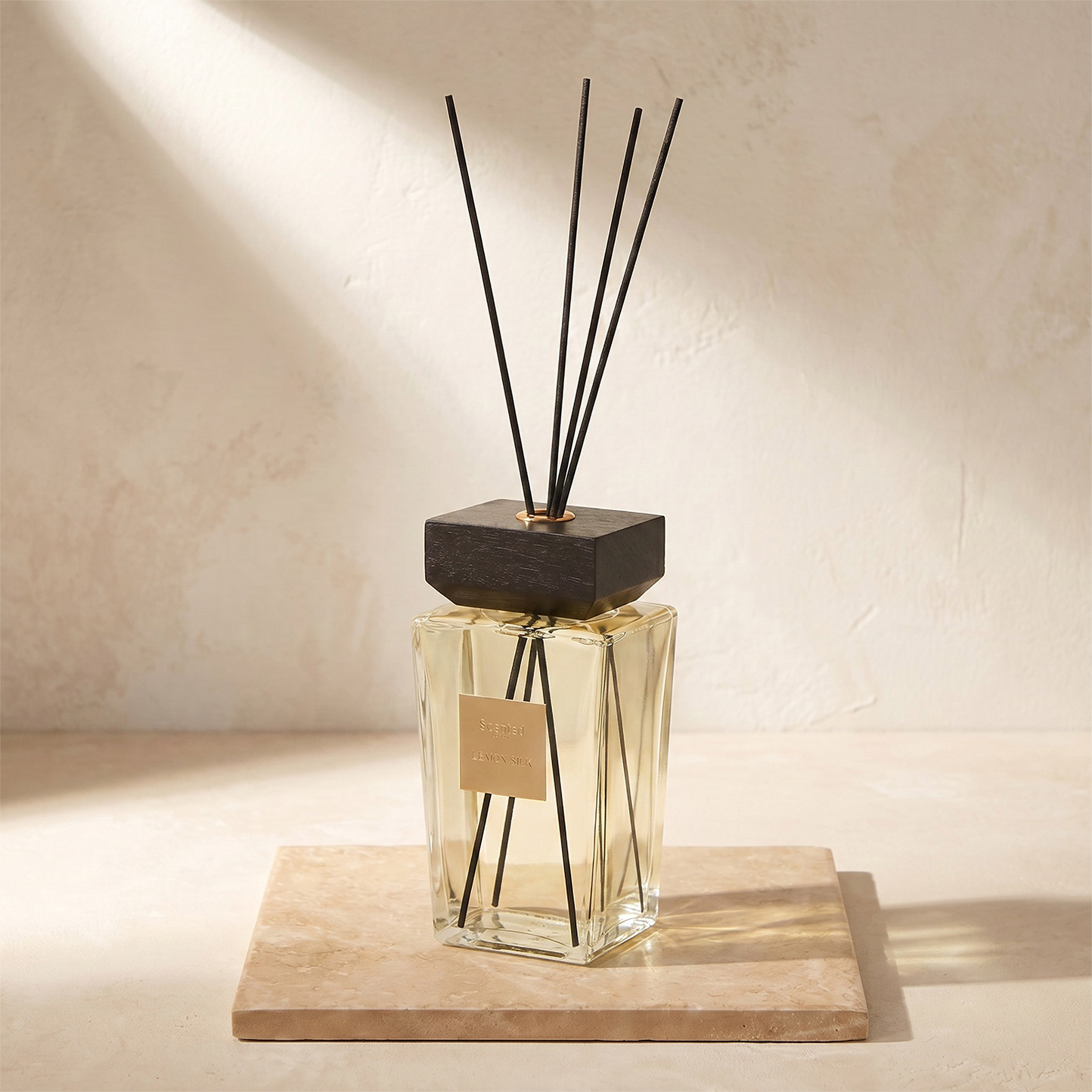 Scent.d London Maison Lemon Silk Reed Diffuser - 1 L-household-homefragrance-reeddiffusers-image-3