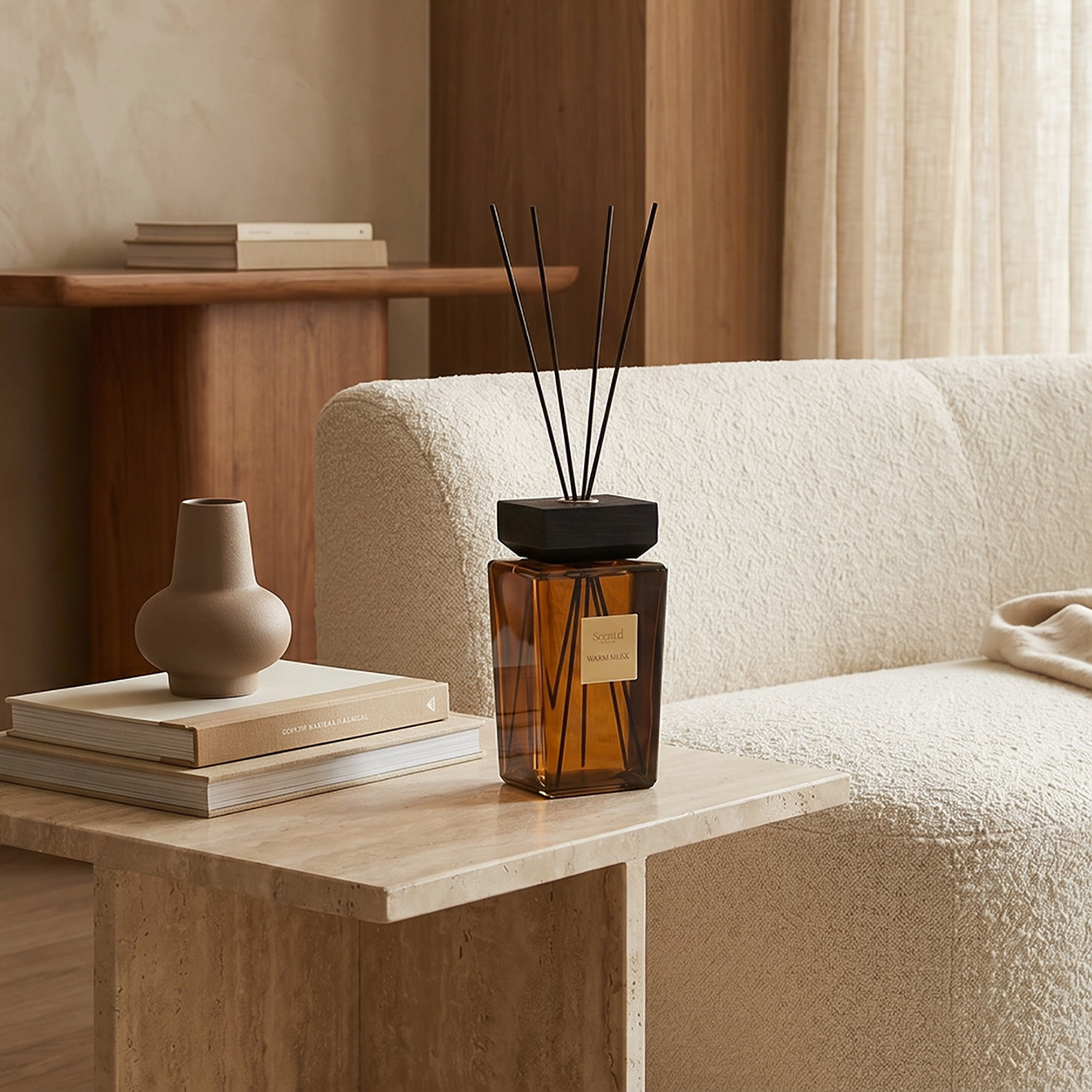موزع عطور بالأعواد ميزون وورم مسك من سينت.دي لندن - 1 لتر-household-homefragrance-reeddiffusers-image-4