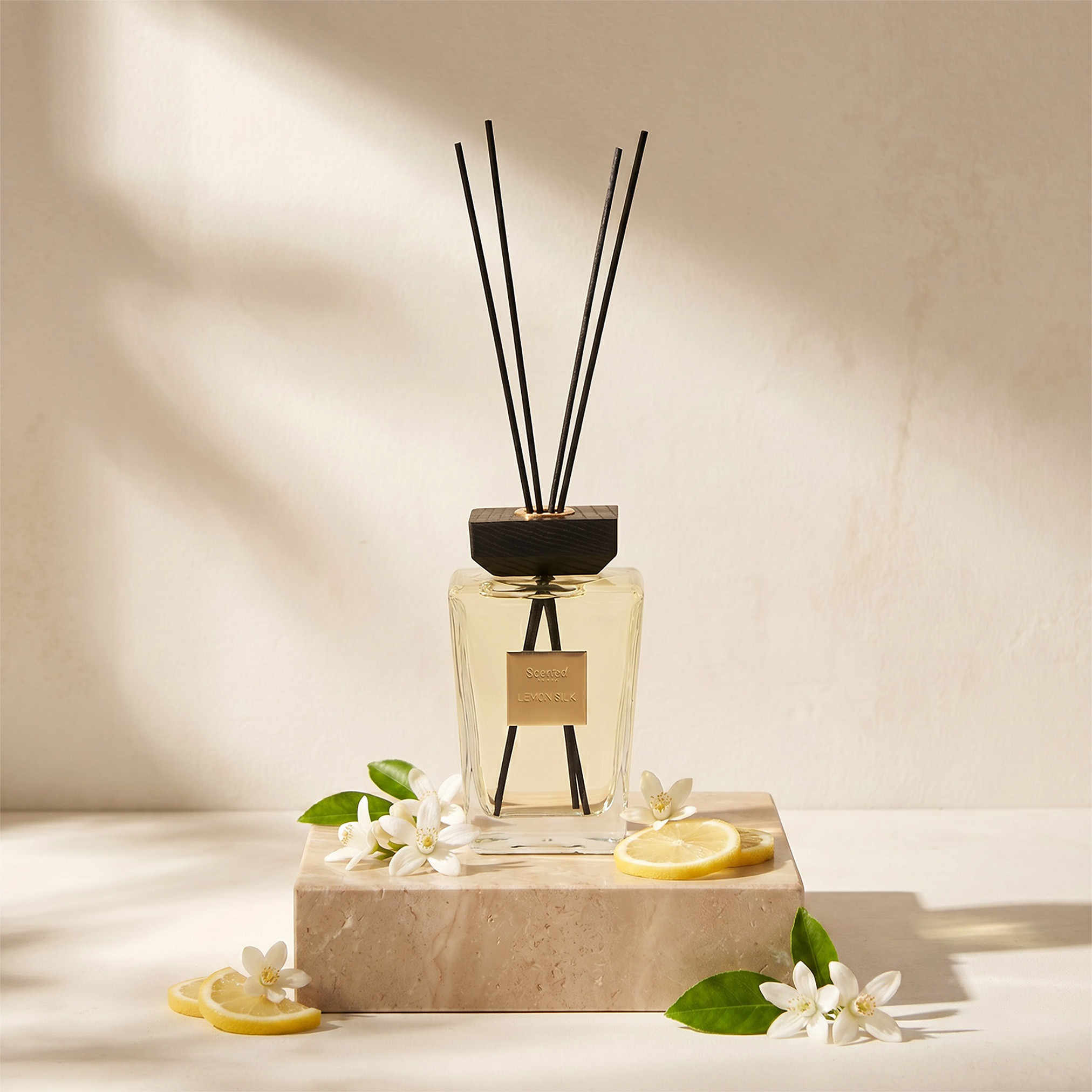 Scent.d London Maison Lemon Silk Reed Diffuser - 500 ml-household-homefragrance-reeddiffusers-image-2