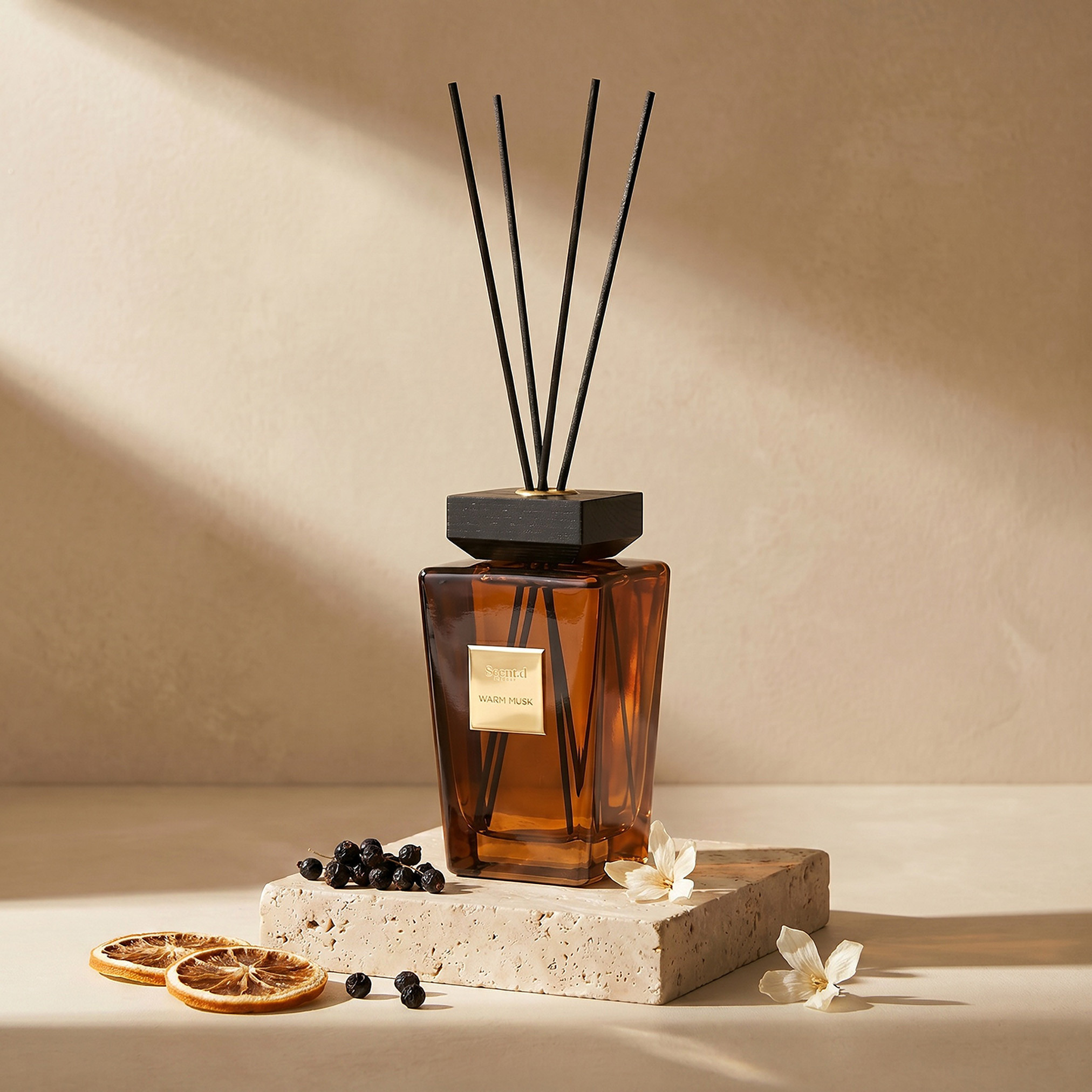Scent.d London Maison Warm Musk Reed Diffuser - 500 ml-household-homefragrance-reeddiffusers-image-2