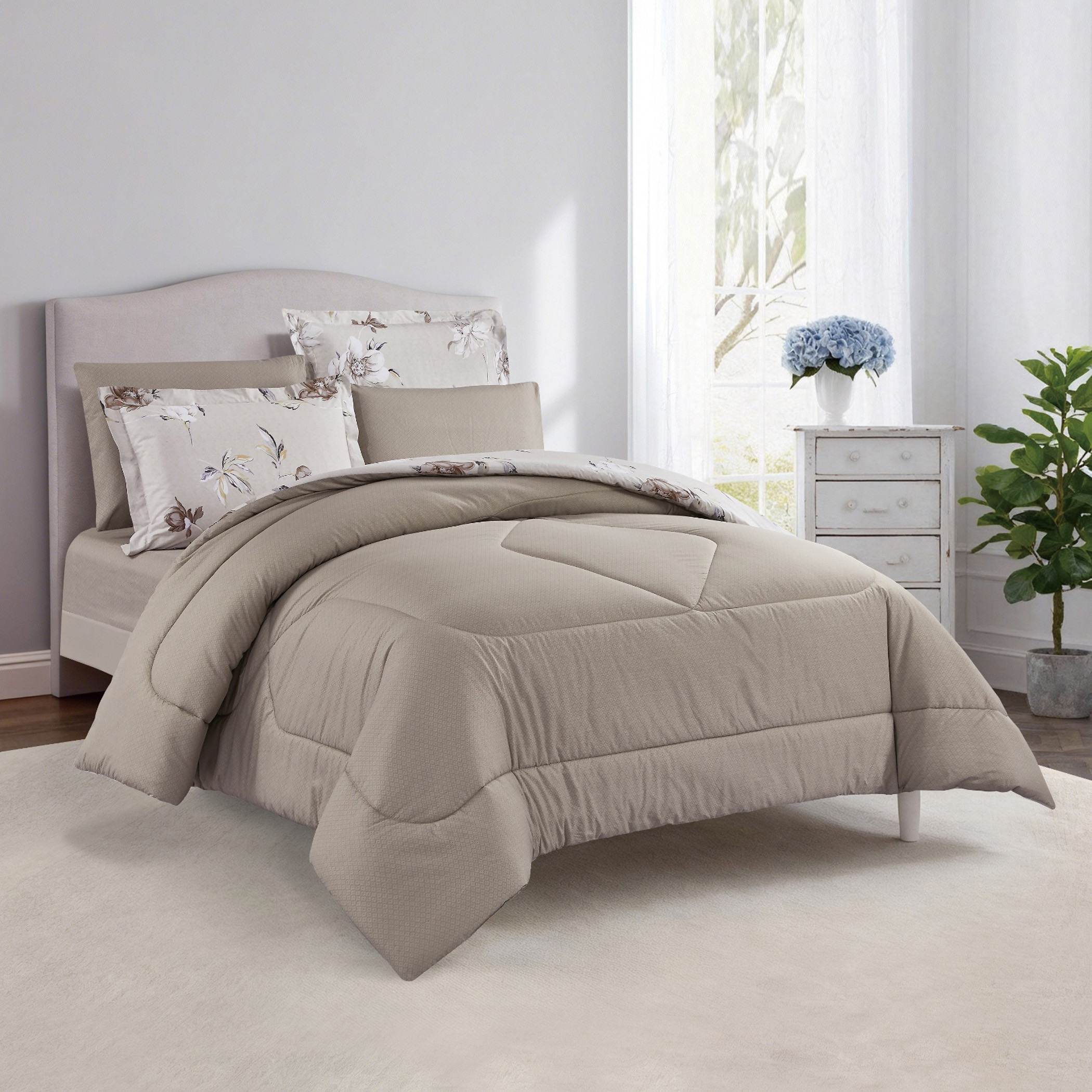 طقم لحاف بوجهين وطبعات متعرجة-household-bedding-comfortersandbedspreads-comforters-image-1