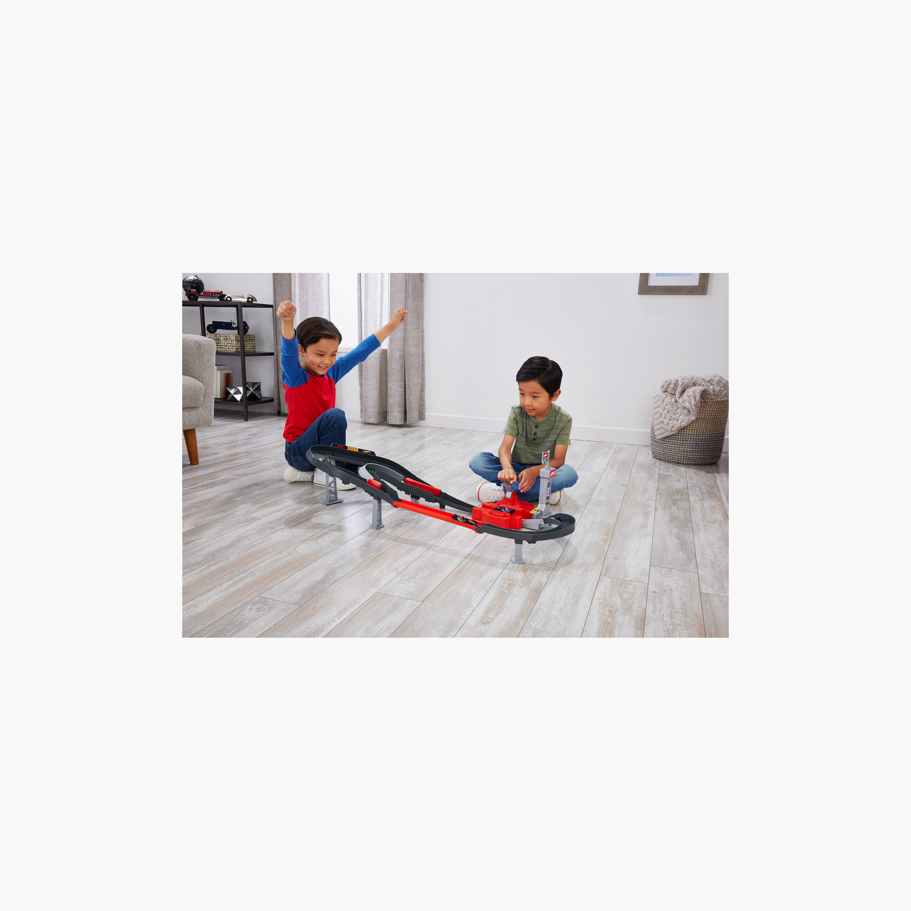 Hot Wheels F1 Sprint Race Circuit Track Set with Vehicles-toys-playvehicles-racetracks-image-3