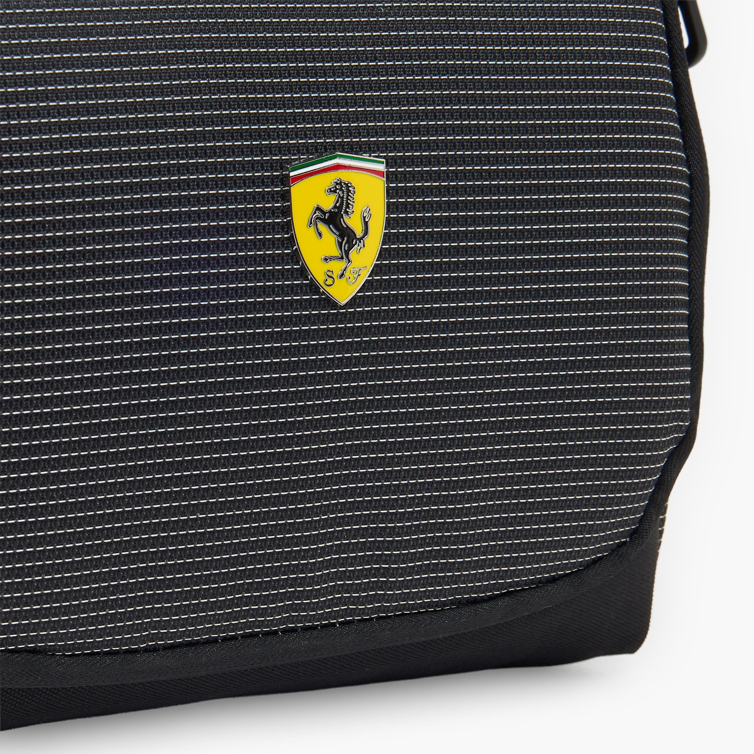 Ferrari Textured Lunch Bag for Boys 8-13 Years with Insulation-school-lunchessentials-lunchbags-image-5