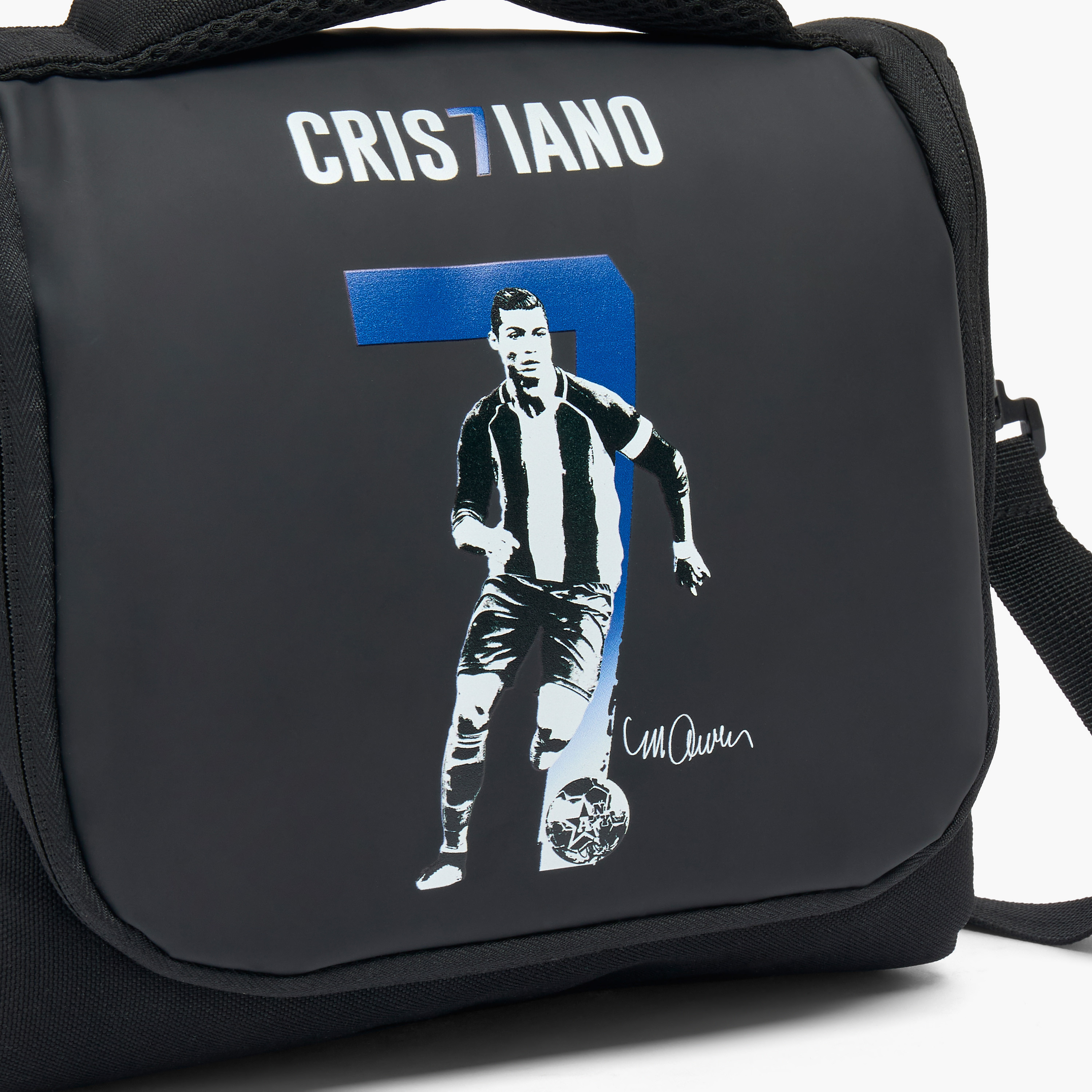 Celebrity Icons Cristiano Ronaldo Print Lunch Bag for Boys 8-12 Years with Detachable Strap-school-lunchessentials-lunchbags-image-3