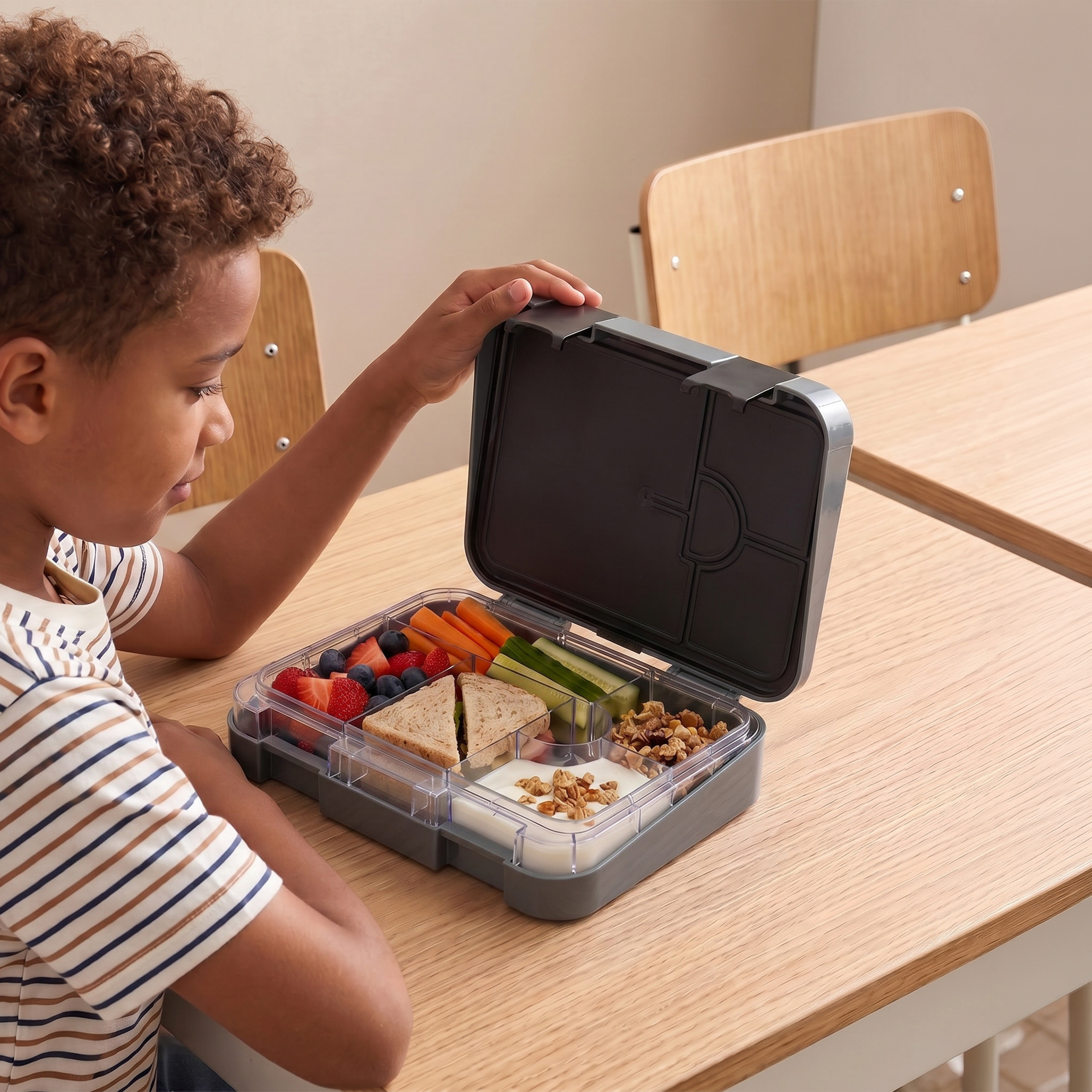 Celebrity Icons Mo Salah Print Lunch Box for Boys with Compartments-school-lunchessentials-lunchboxes-image-3