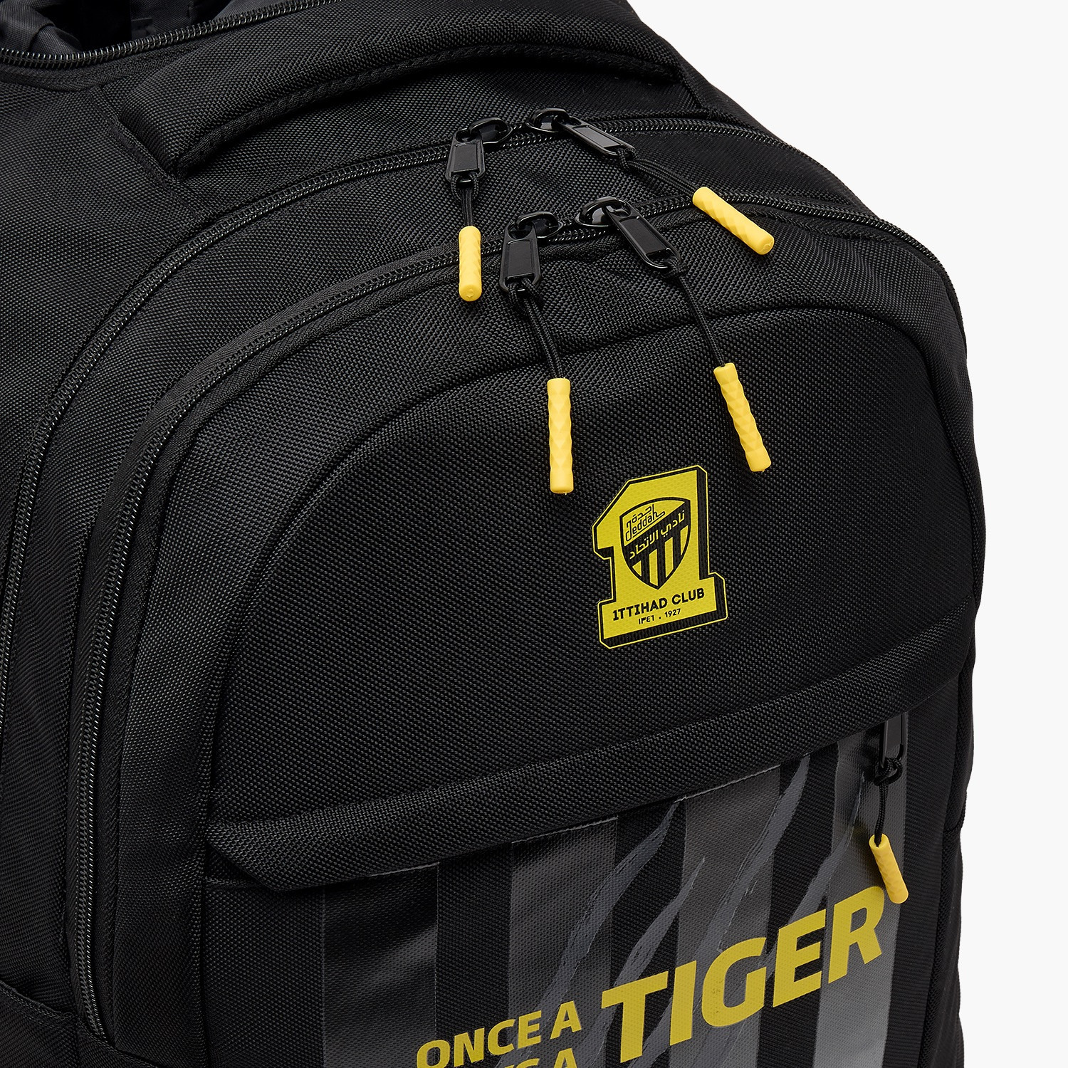 Hollywood Magic Al Ittihad Print Trolley Bag for Boys 8-12 Years Retractable Handle - 18 inches-school-bagsandbackpacks-trolleybags-image-4