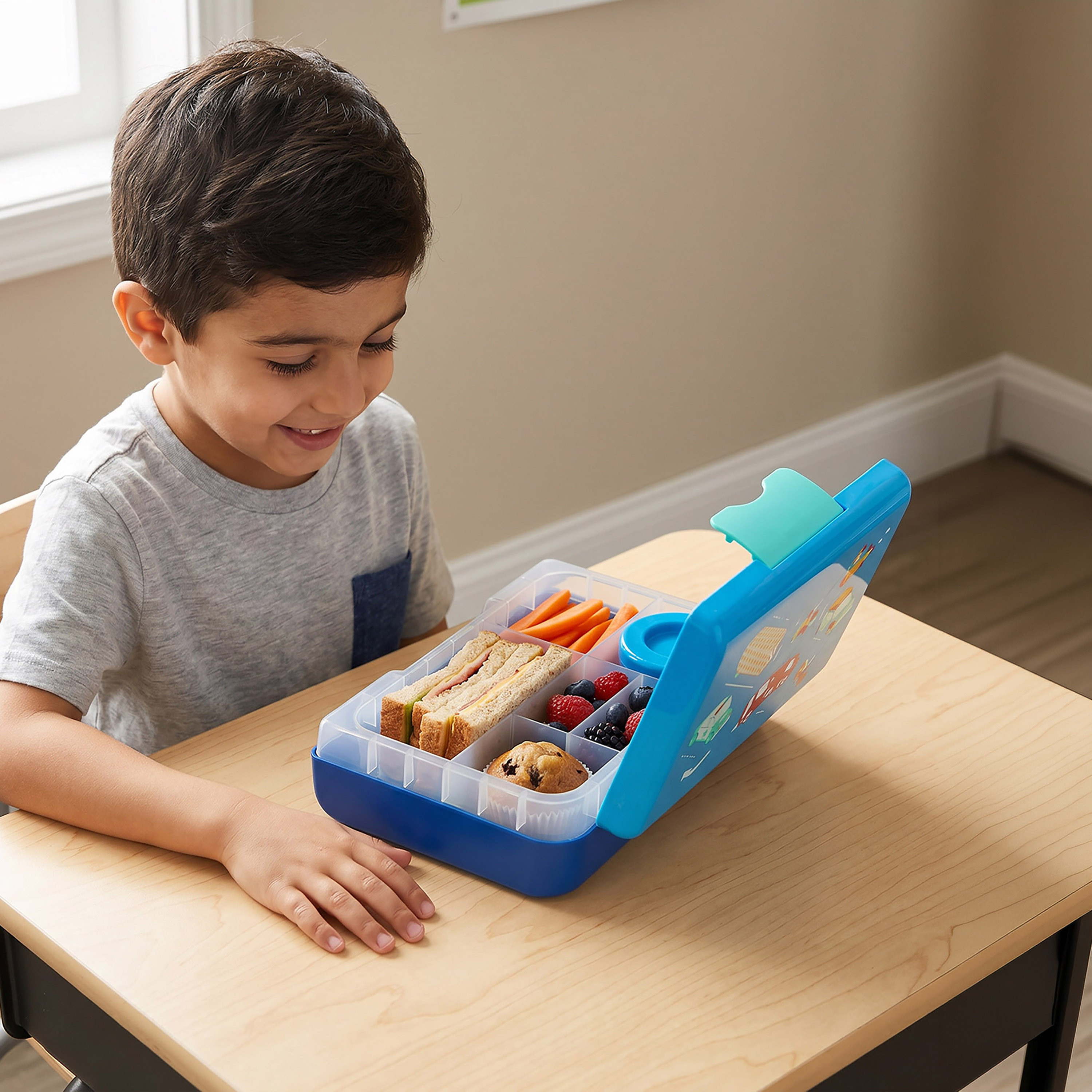 صندوق غداء بينتو بقفل إغلاق وطبعات للأولاد من سماش-school-lunchessentials-lunchboxes-image-3