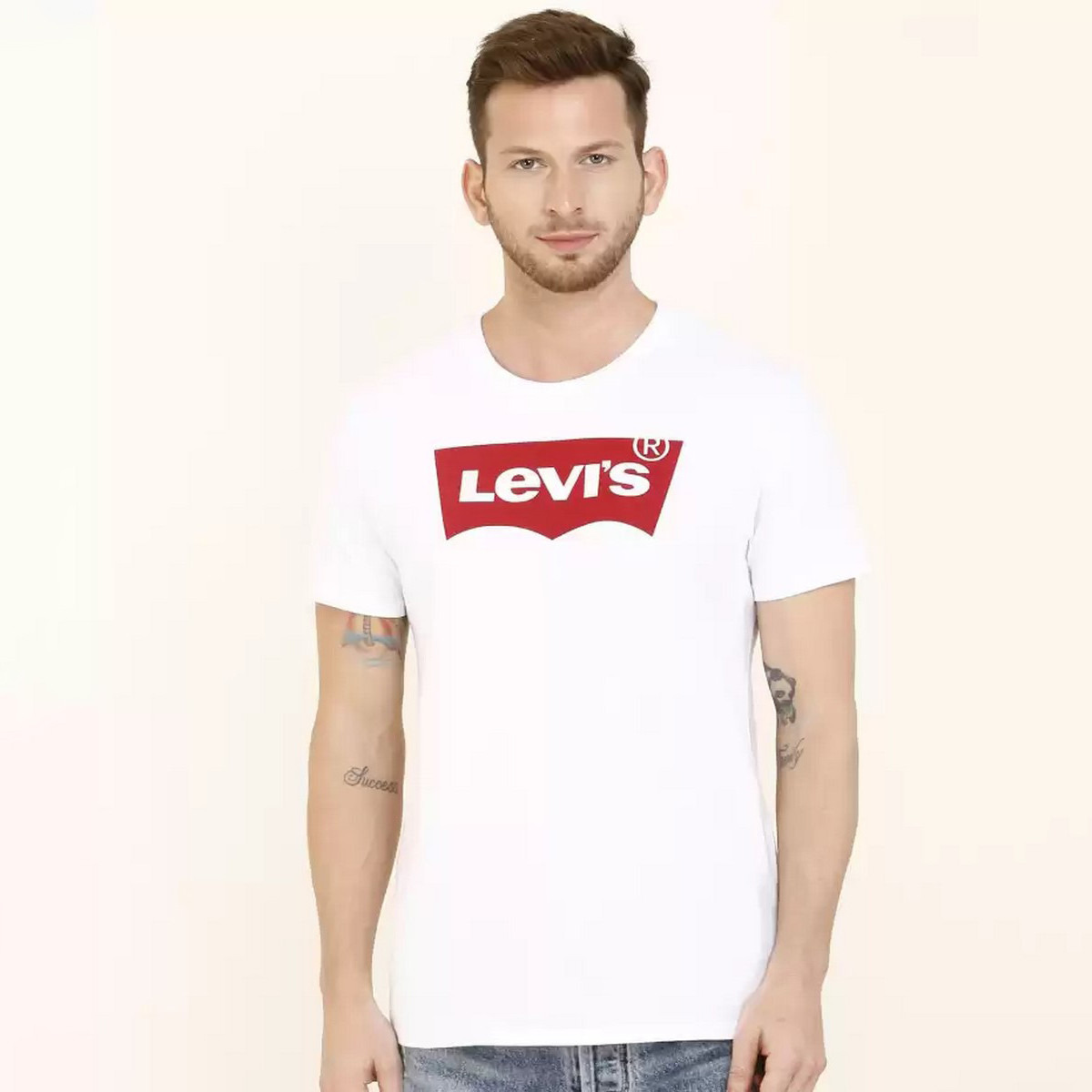 Levi's Men White Logo Short Sleeves T-Shirt-men-clothing-tshirtsandpolos-tshirts-image-1