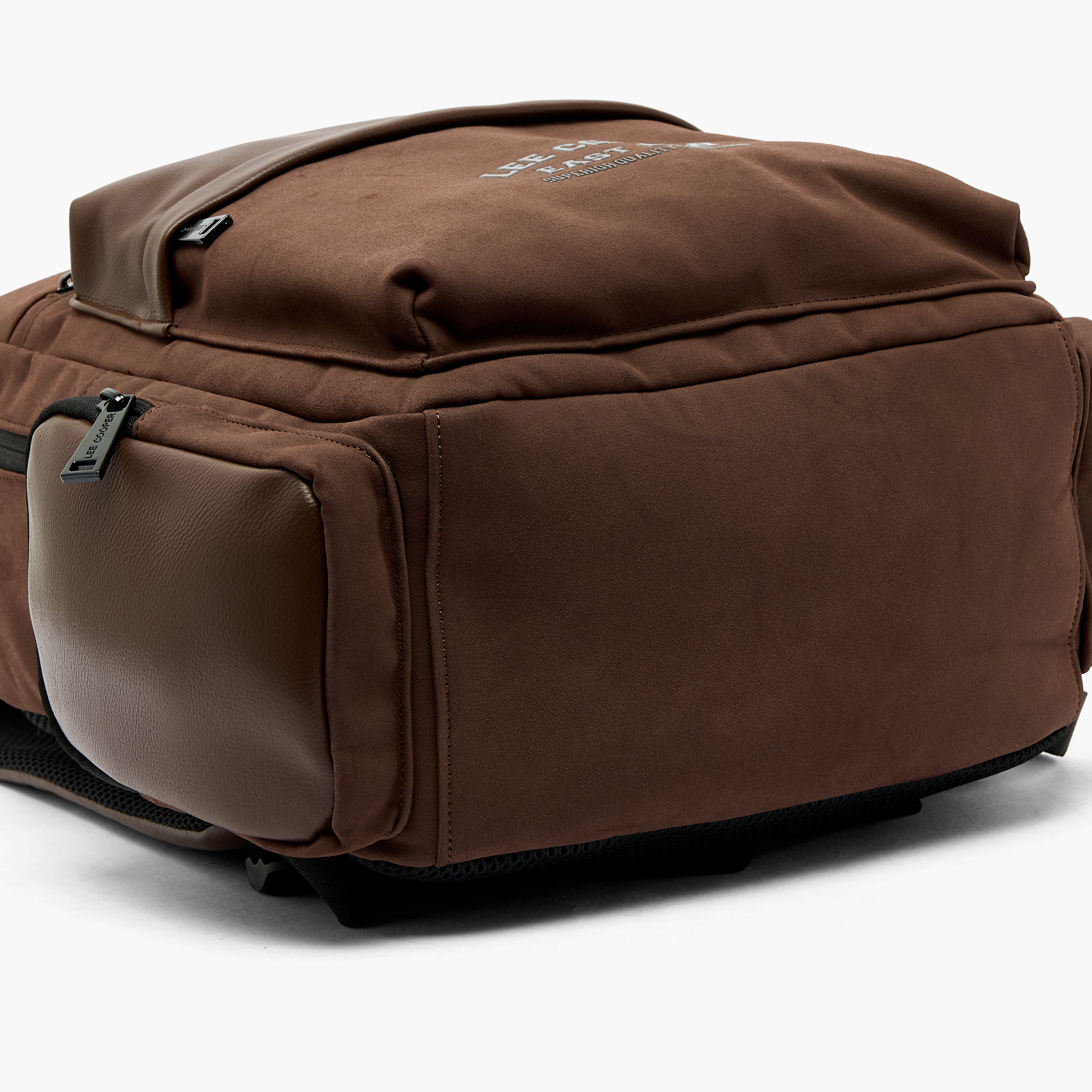 شنطة ظهر للرجال بأحزمة مبطنة من لي كوبر-men-bags-image-6