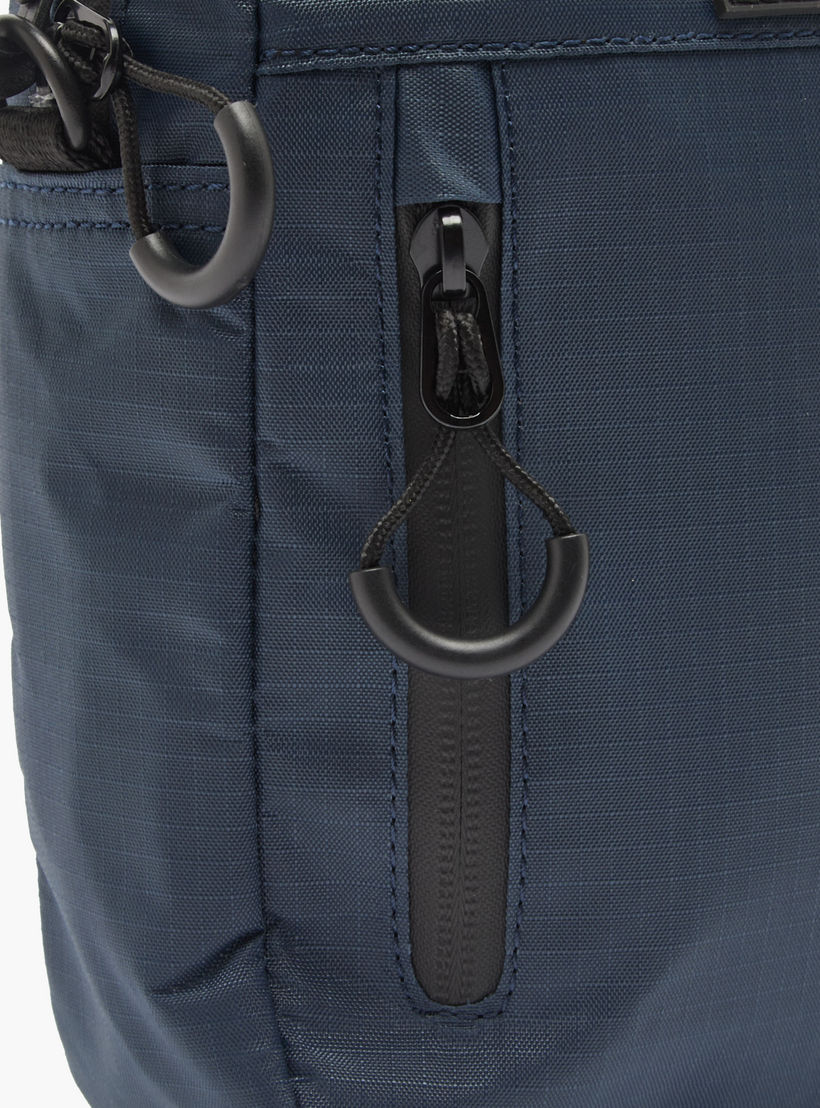 شنطة كروس بودي بحزام قابل للتعديل للرجال من لي كوبر-travel-accessories-image-5