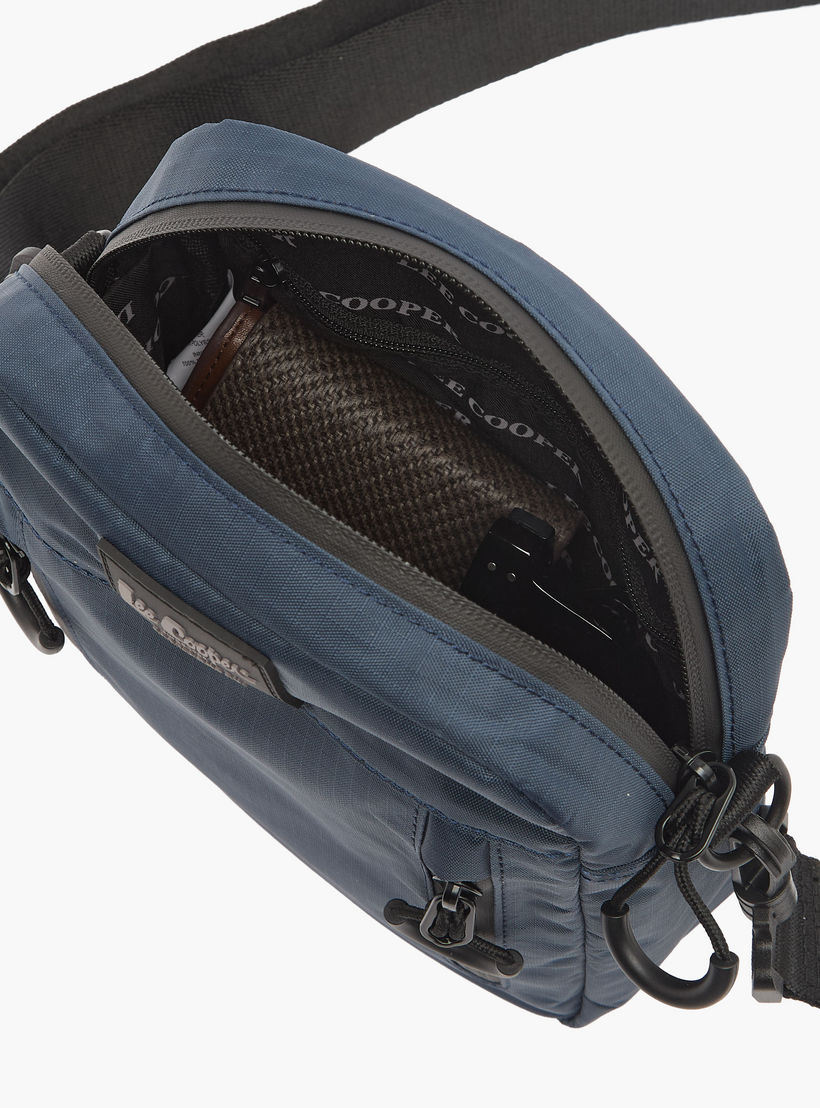 شنطة كروس بودي بحزام قابل للتعديل للرجال من لي كوبر-travel-accessories-image-8