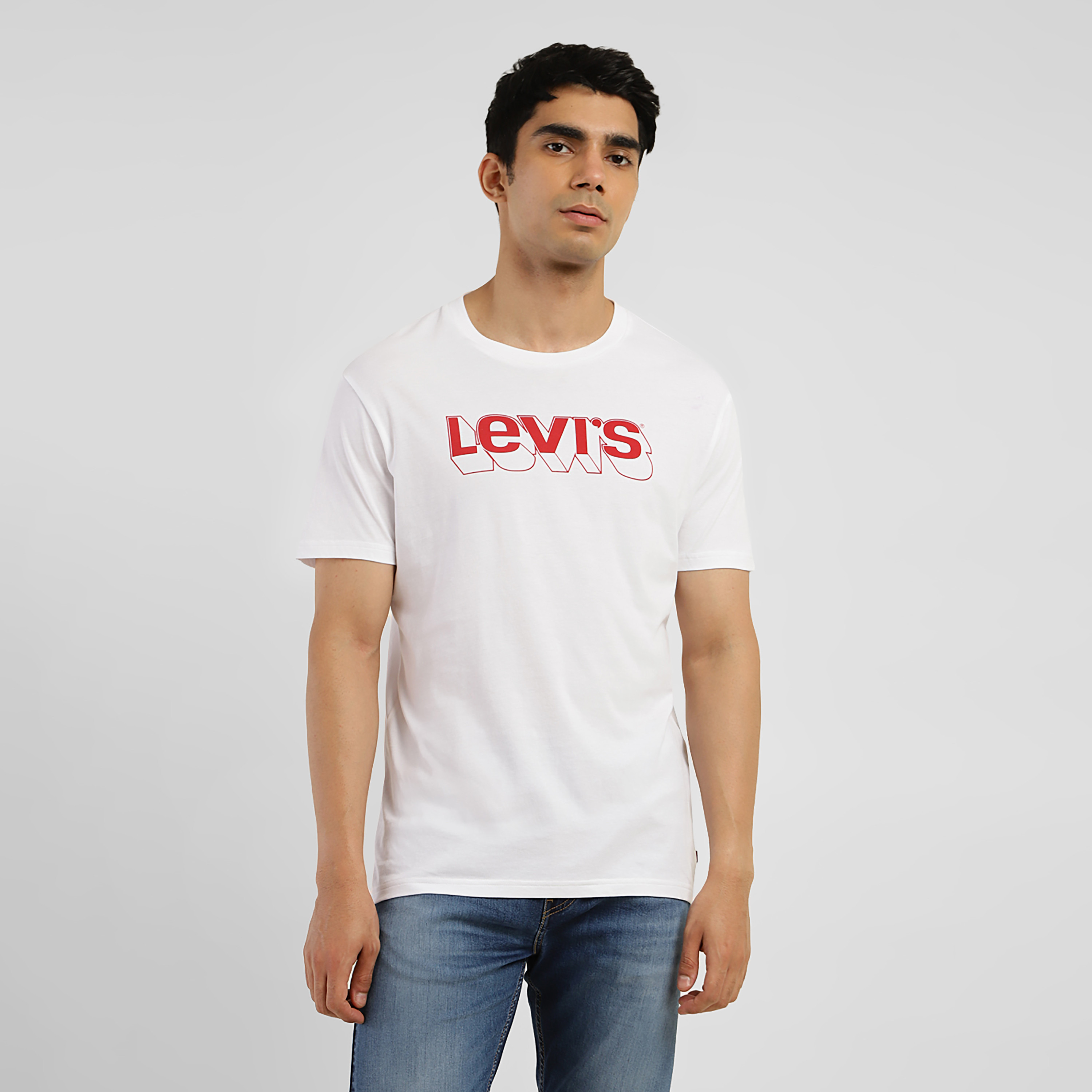 تيشيرت ليفايز بأكمام قصيرة وياقة دائرية مع شعار-men-clothing-tshirtsandpolos-tshirts-image-1