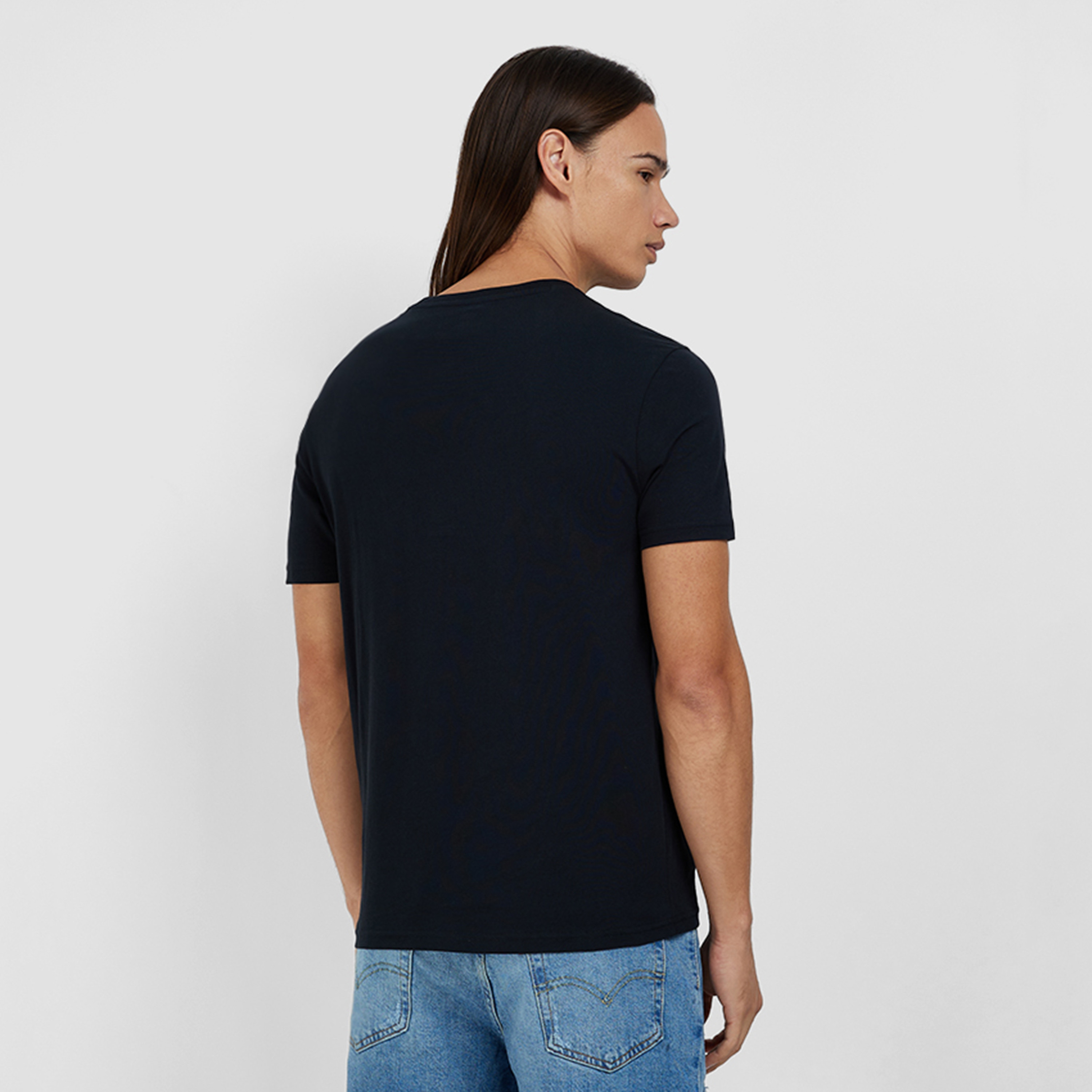 تيشيرت ليفايز بأكمام قصيرة وياقة دائرية مع مطبوع بشعار-men-clothing-tshirtsandpolos-tshirts-image-4