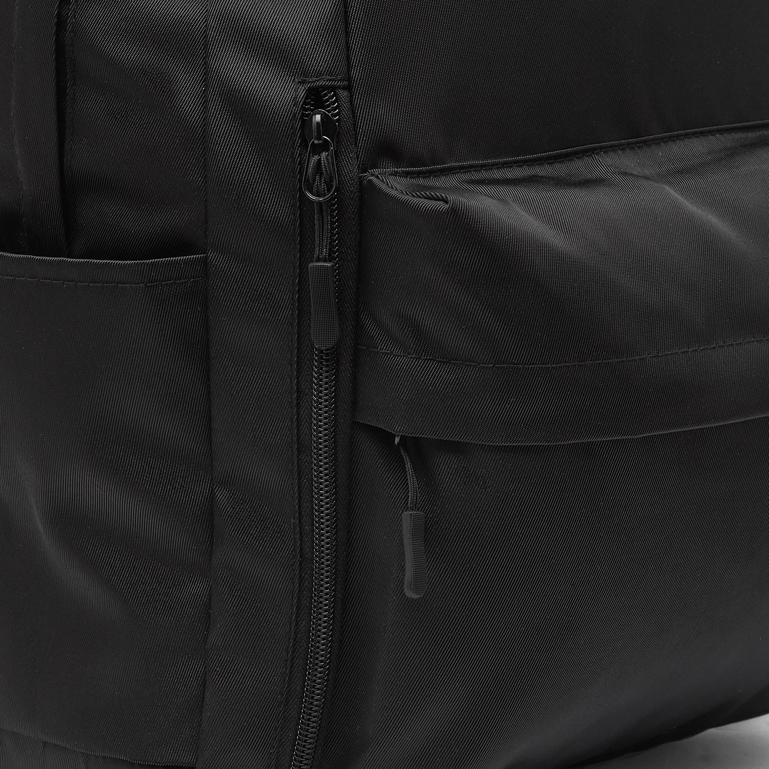 شنطة ظهر بجيب أمامي وطبعات الشعار للصغار بعمر 13 سنة فأكثر-school-bagsandbackpacks-backpacks-image-3