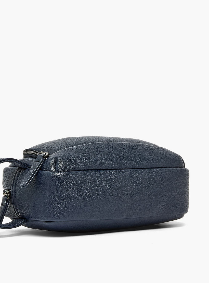 شنطة صغيرة بارزو الملمس بمقبض من دوتشيني-travel-accessories-image-5