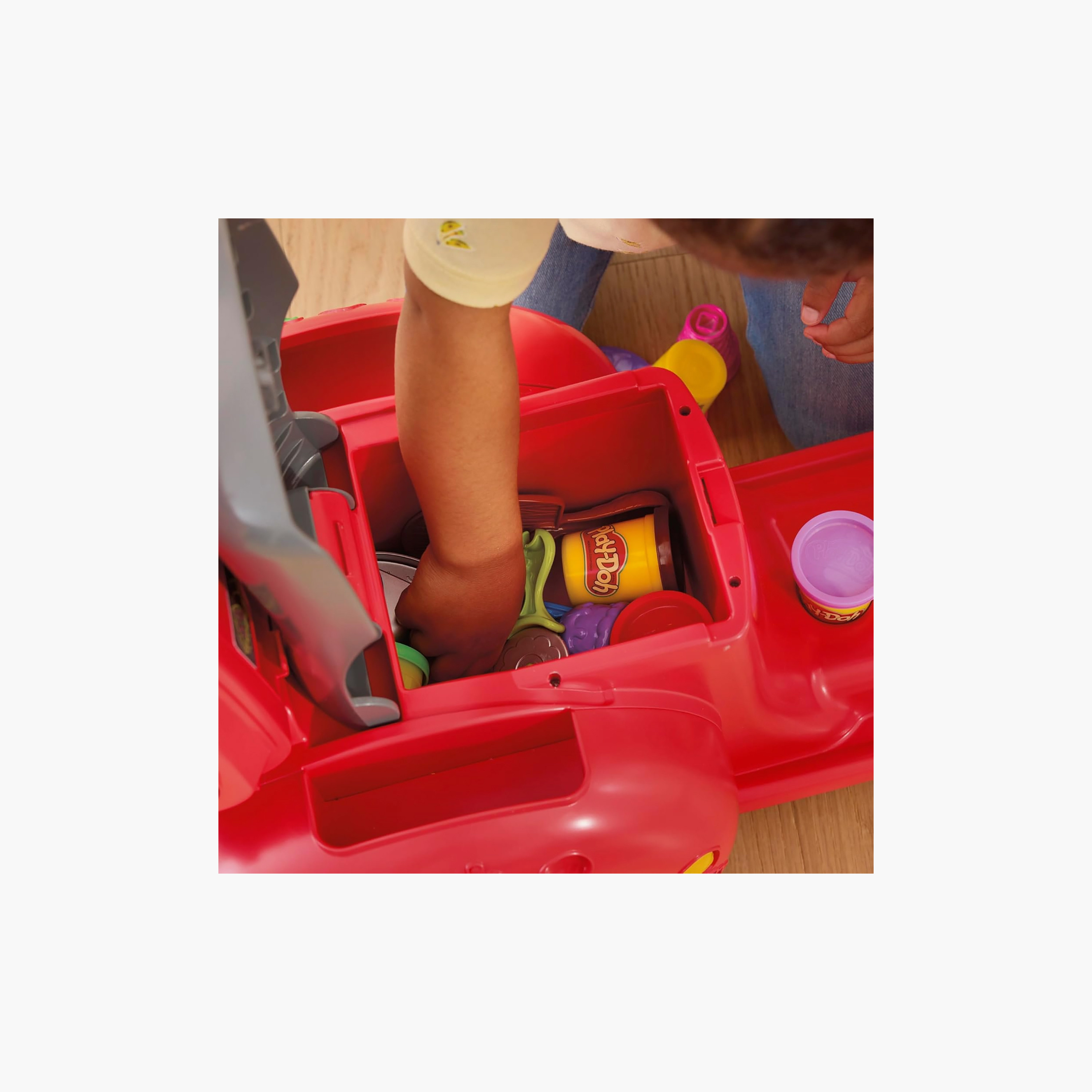 Hasbro Play Doh Pizza Delivery Scooter Playset with Dough Cans-toys-educational-doughtoys-image-10