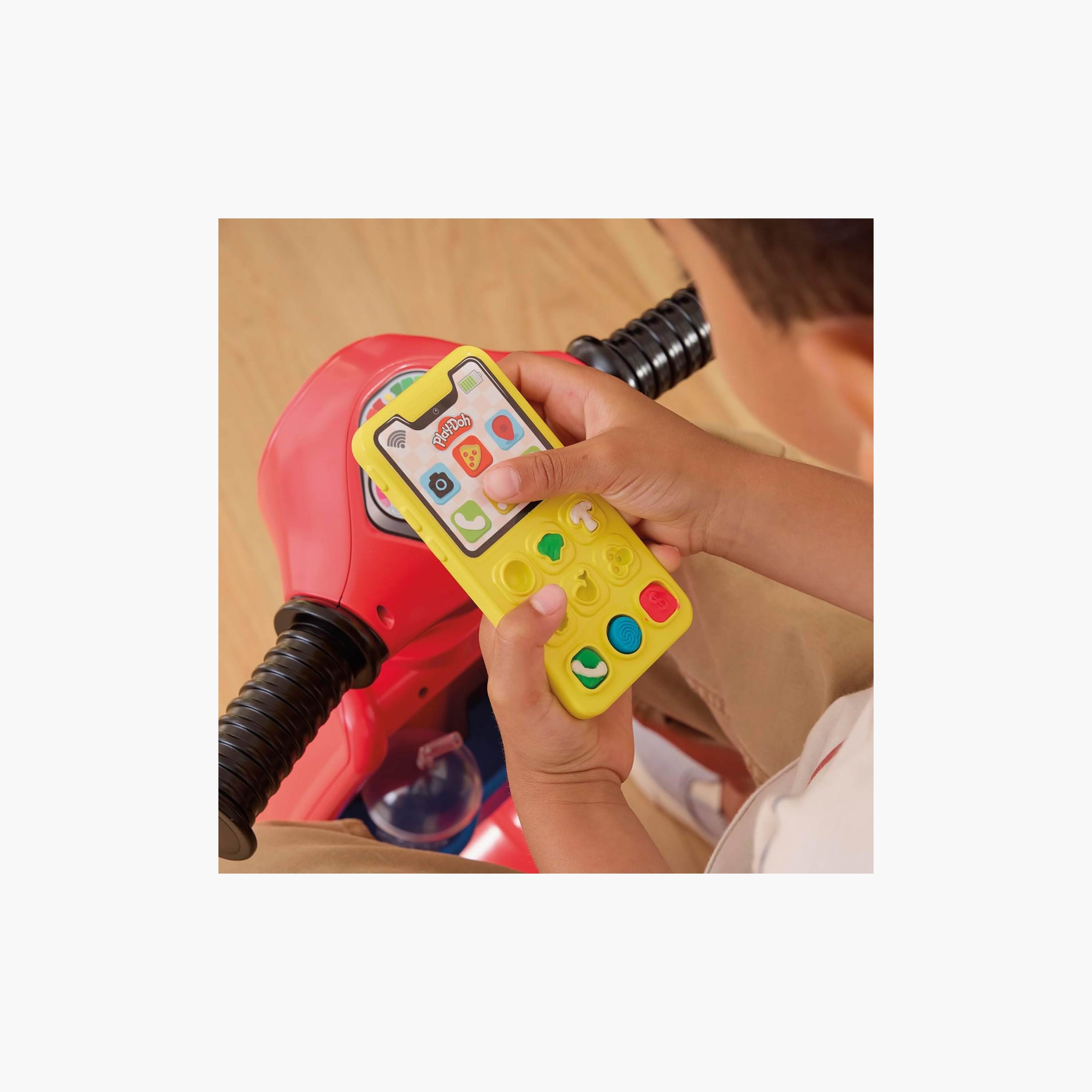 Hasbro Play Doh Pizza Delivery Scooter Playset with Dough Cans-toys-educational-doughtoys-image-16