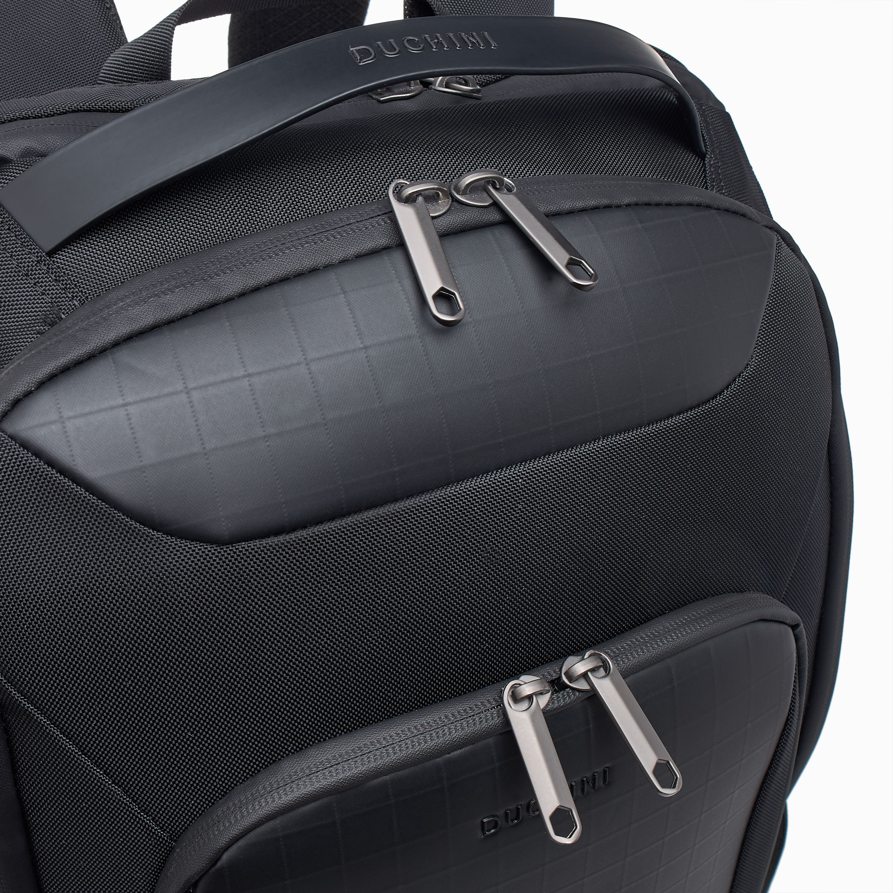 شنطة ظهر بارزة الملمس للرجال من دوتشيني-travel-accessories-image-4