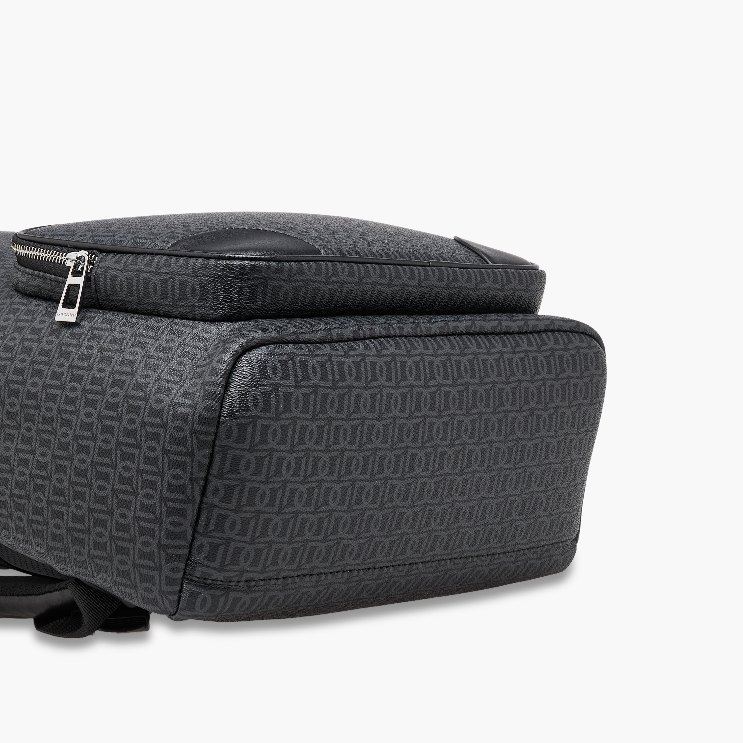 شنطة ظهر بطبعات مونوجرام وحمالات مبطنة للرجال من دوتشيني-men-bags-image-6