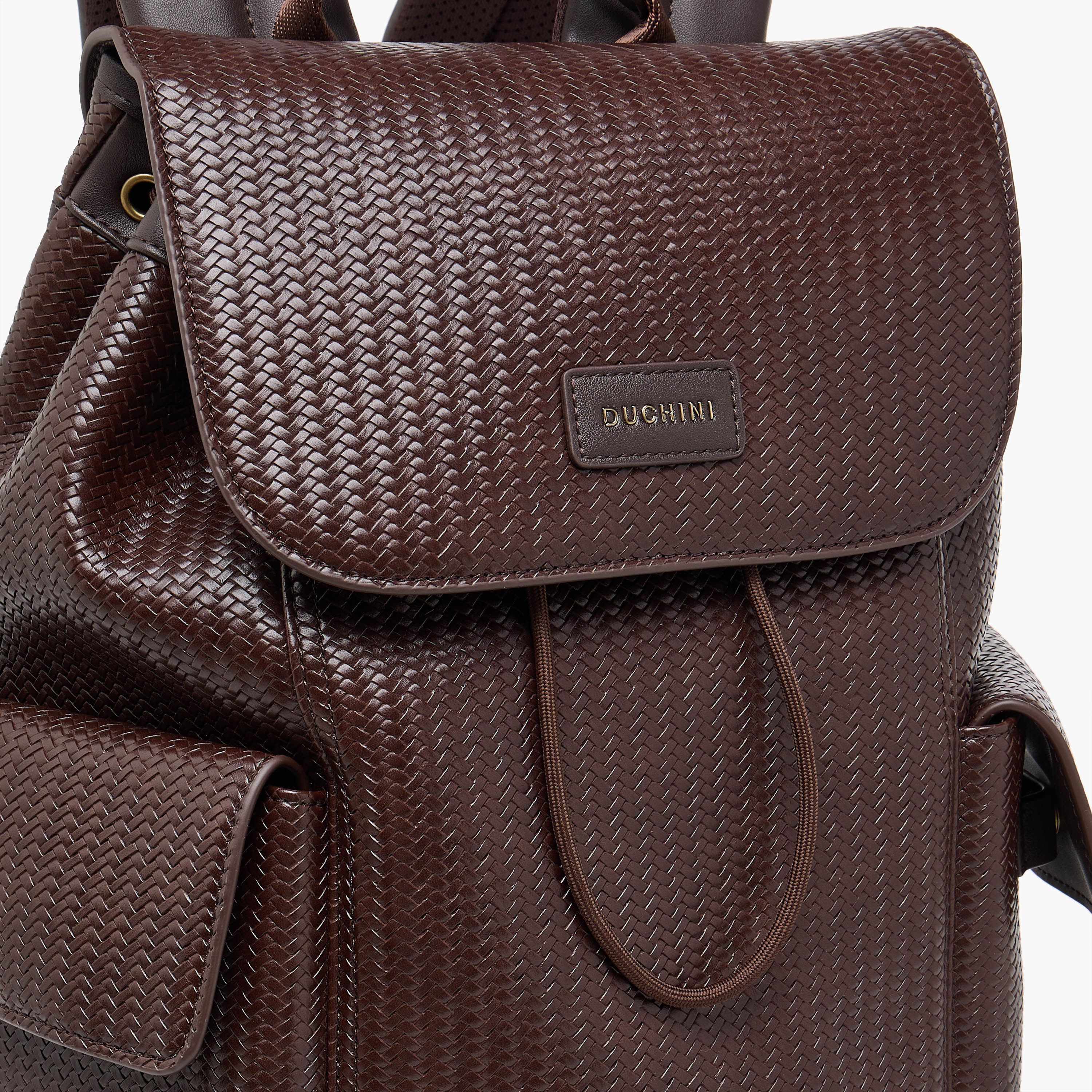 شنطة ظهر بارزة الملمس برباط إغلاق شيفرون للرجال من دوتشيني-men-bags-image-4