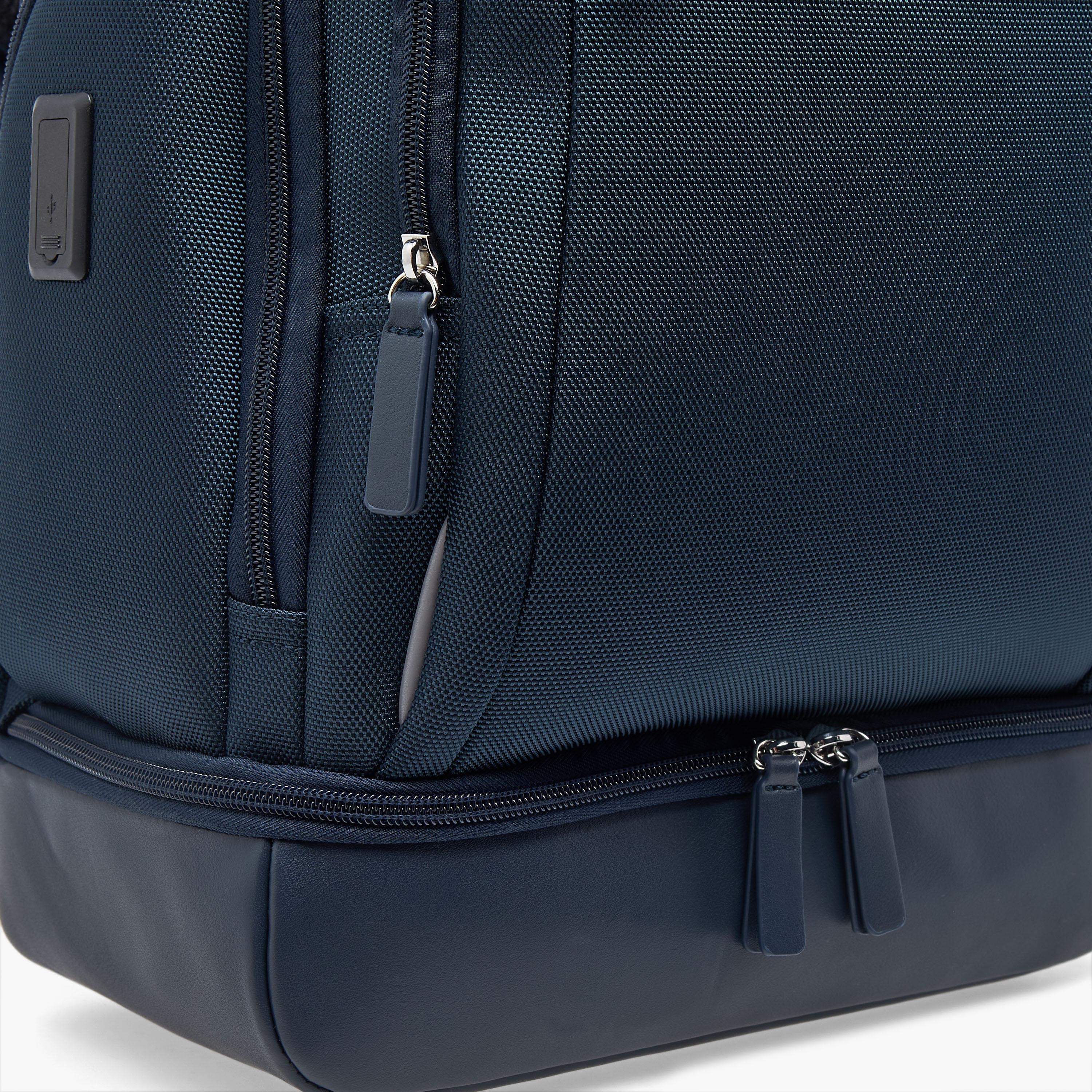 شنطة ظهر بارزة الملمس للرجال من دوتشيني-men-bags-image-4