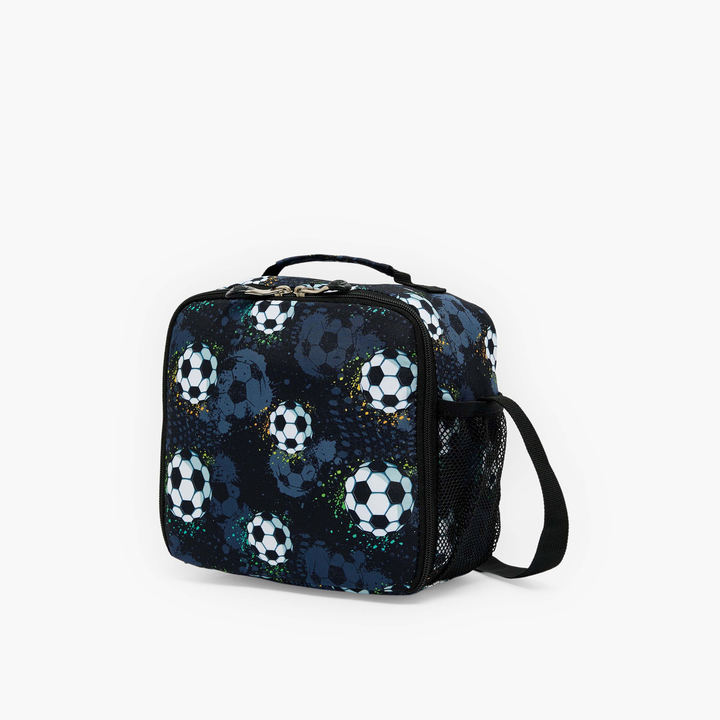 شنطة غداء معزولة بطبعات كرة قدم للأولاد بعمر 8-13 سنة من إس تي رايت-school-lunchessentials-lunchbags-image-2
