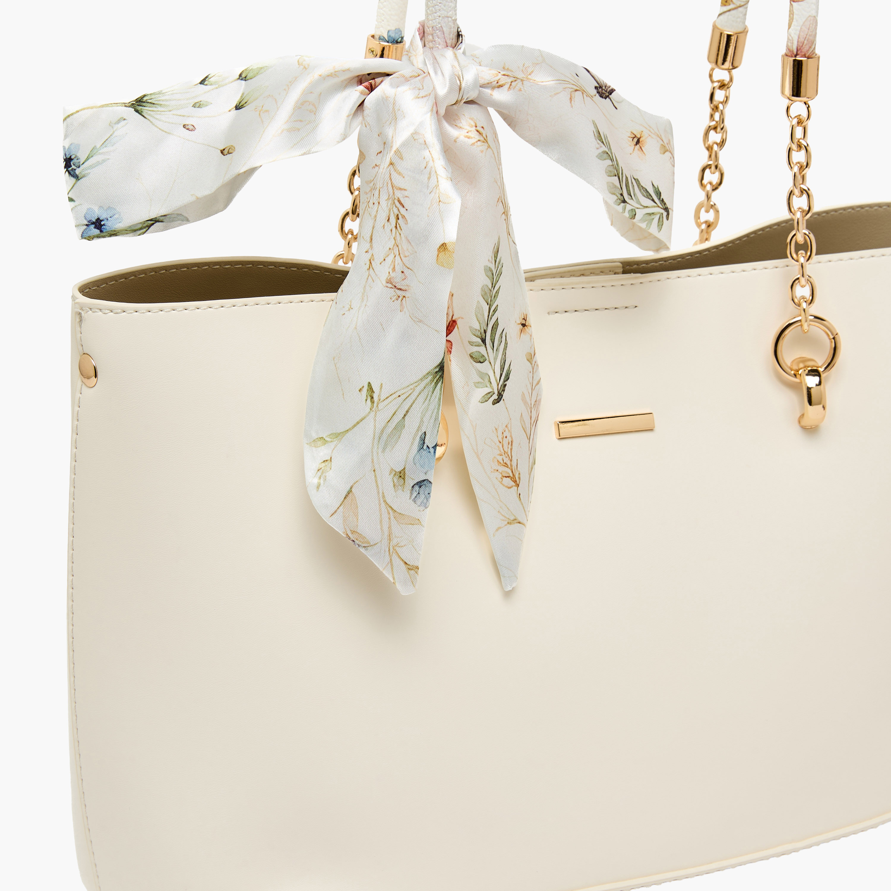 شنطة توتي بوشاح زهري وزر إغلاق من ساشا-women-bagsandwallets-handbags-image-5