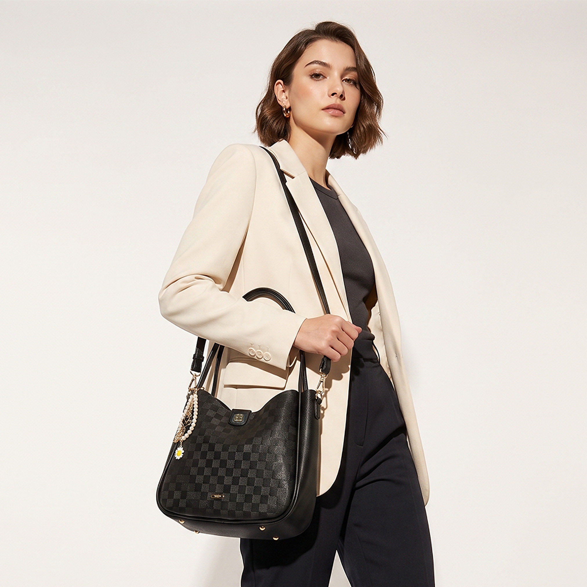 AI Title-women-bagsandwallets-handbags-image-2
