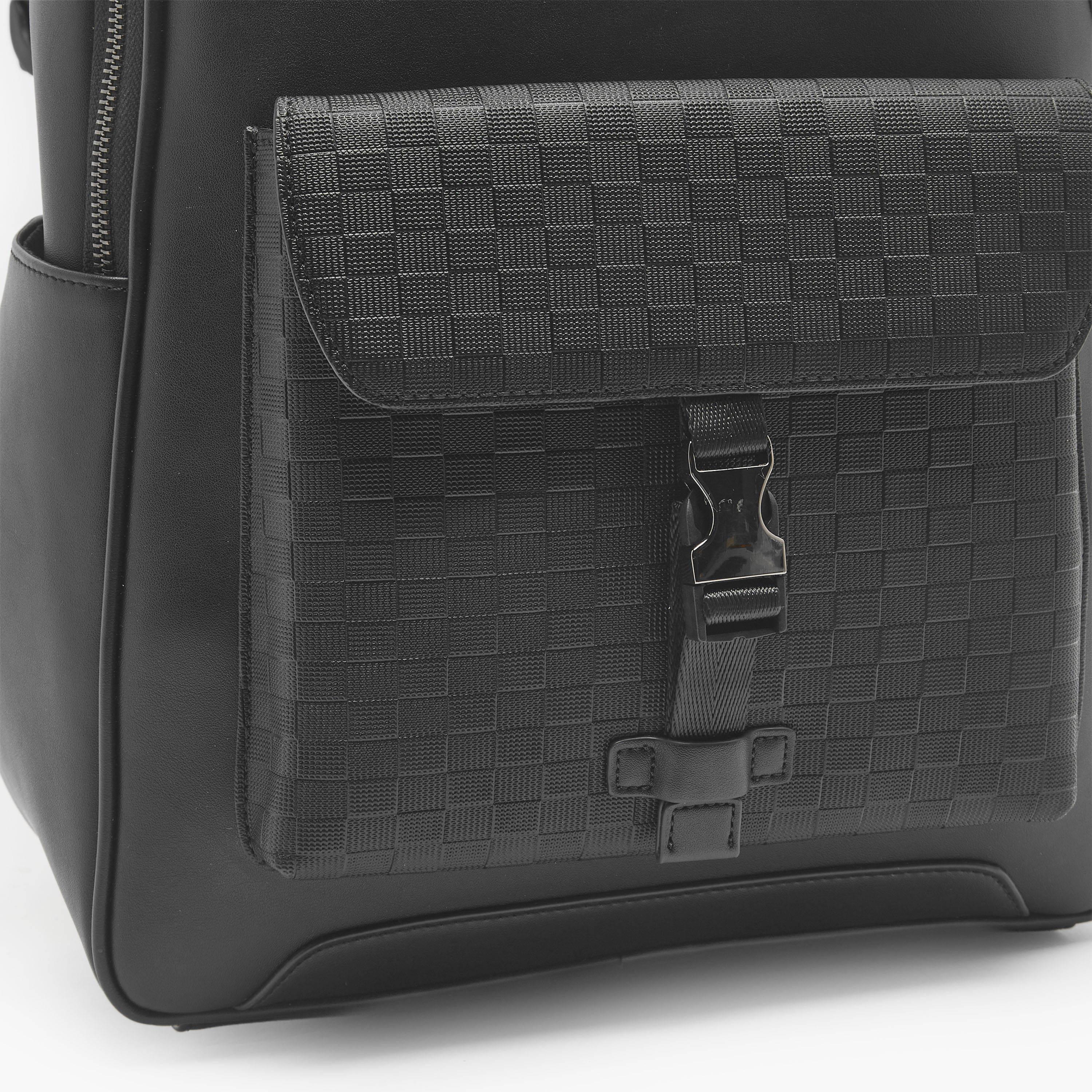 Duchini Men Padded Shoulder Strap Backpack-men-bags-image-5